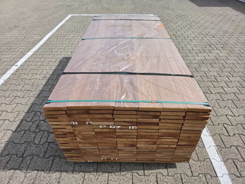 Guyana Teak Geschaafd 25x145mm - lengte 215cm, 133 stuks