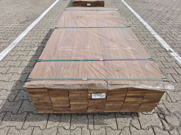 Guyana Teak Geschaafd 25x140mm - lengte 215cm, 98 stuks