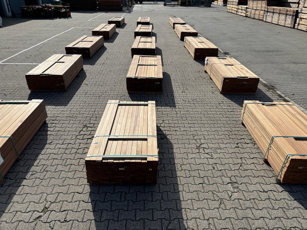 Guyana Teak Geschaafd 25x70mm 15-10-26