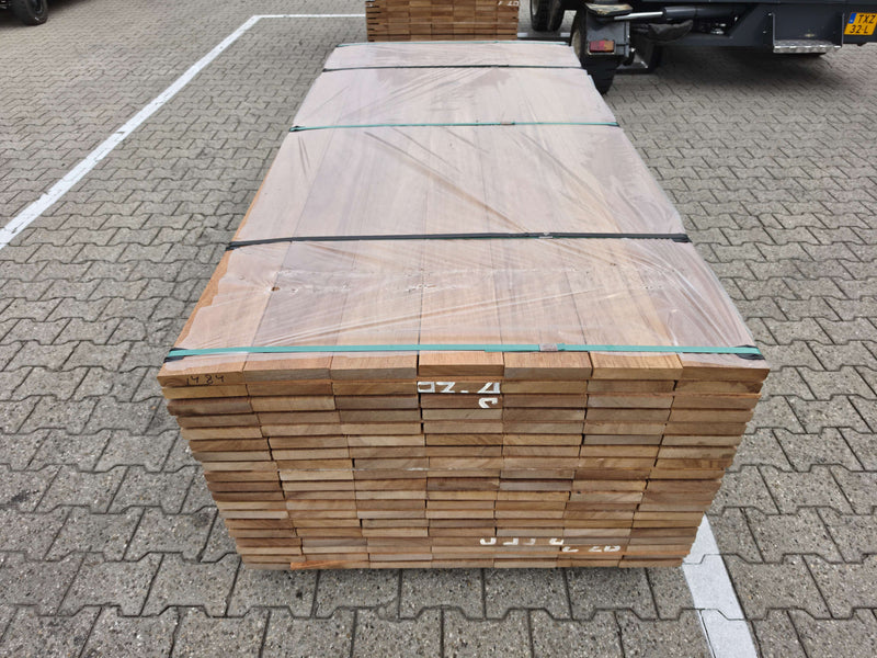 Guyana Teak Geschaafd 25x145mm - lengte 215cm, 133 stuks
