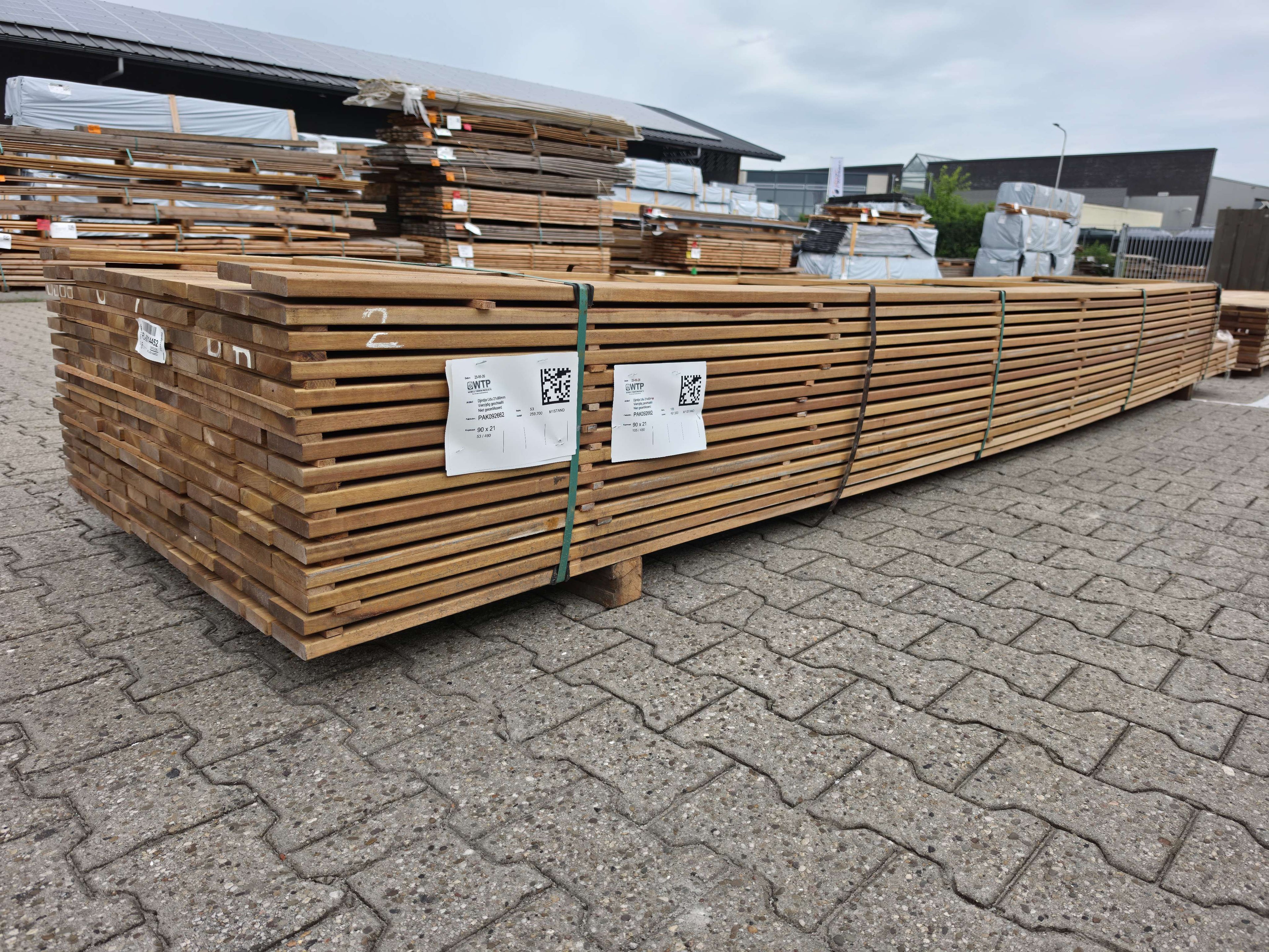 Guyana Ipé Geschaafd 21x90mm (Country Grade) - lengte 105/430cm, 53/490cm