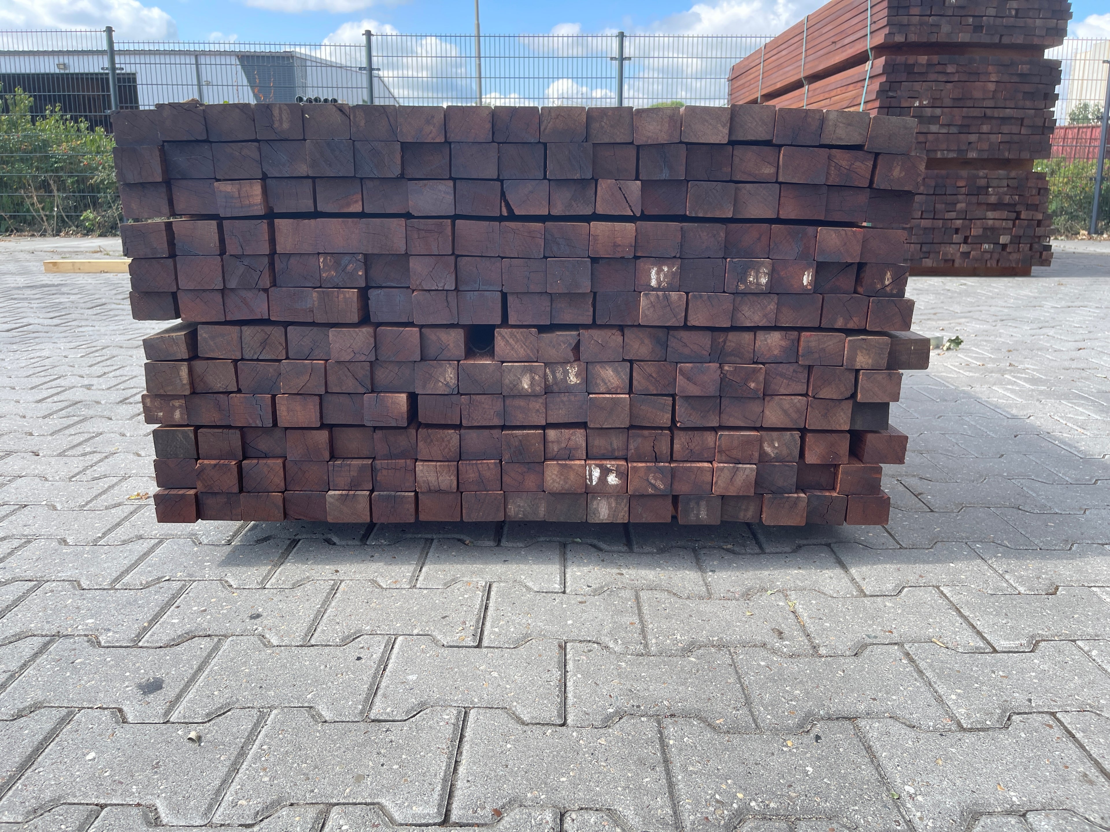 Okan Hardhouten Onderregels Geschaafd 42x57mm - Lengte 395cm, 204 stuks