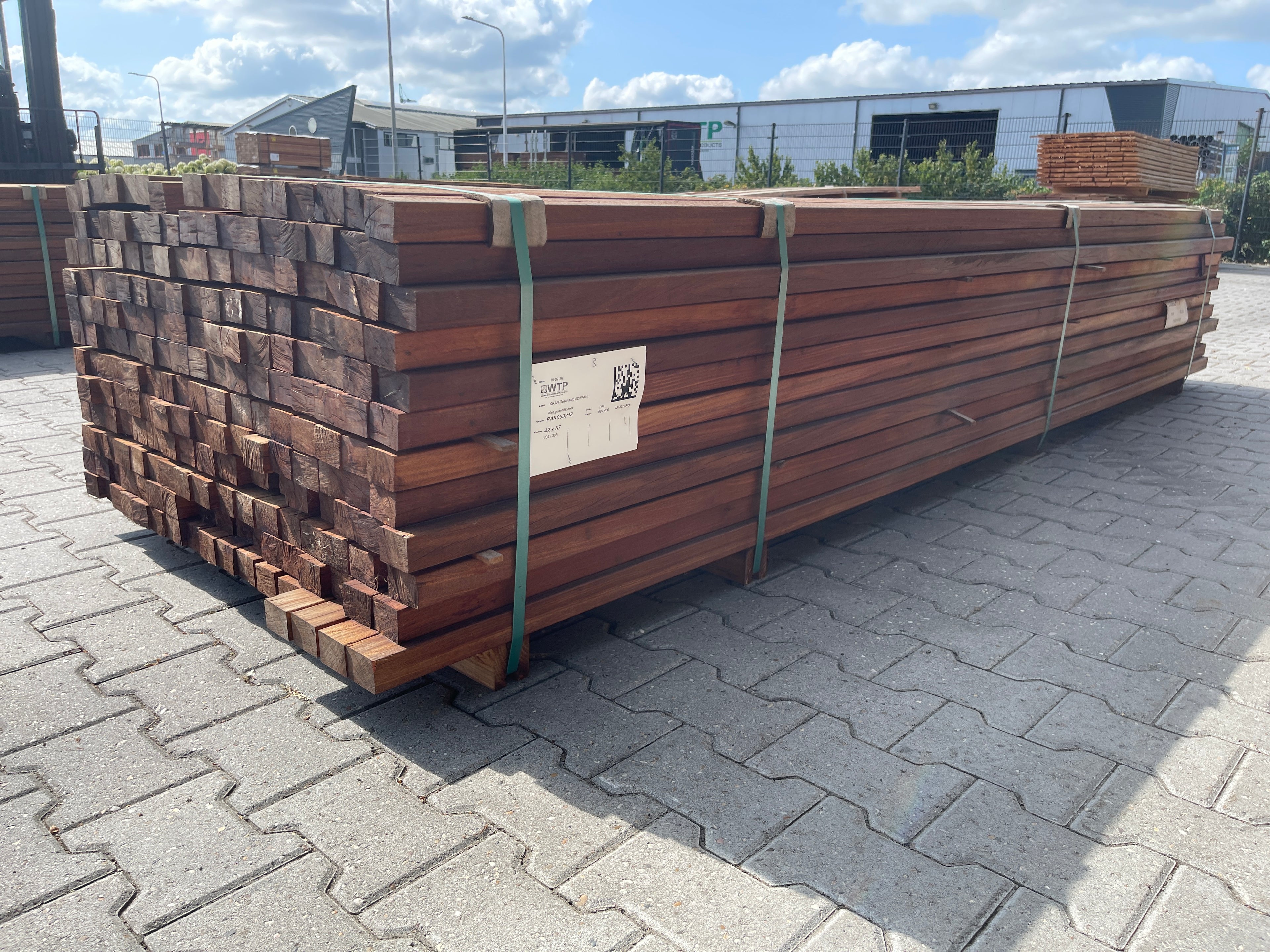 Okan Hardhouten Onderregels Geschaafd 42x57mm - Lengte 335cm, 204 stuks