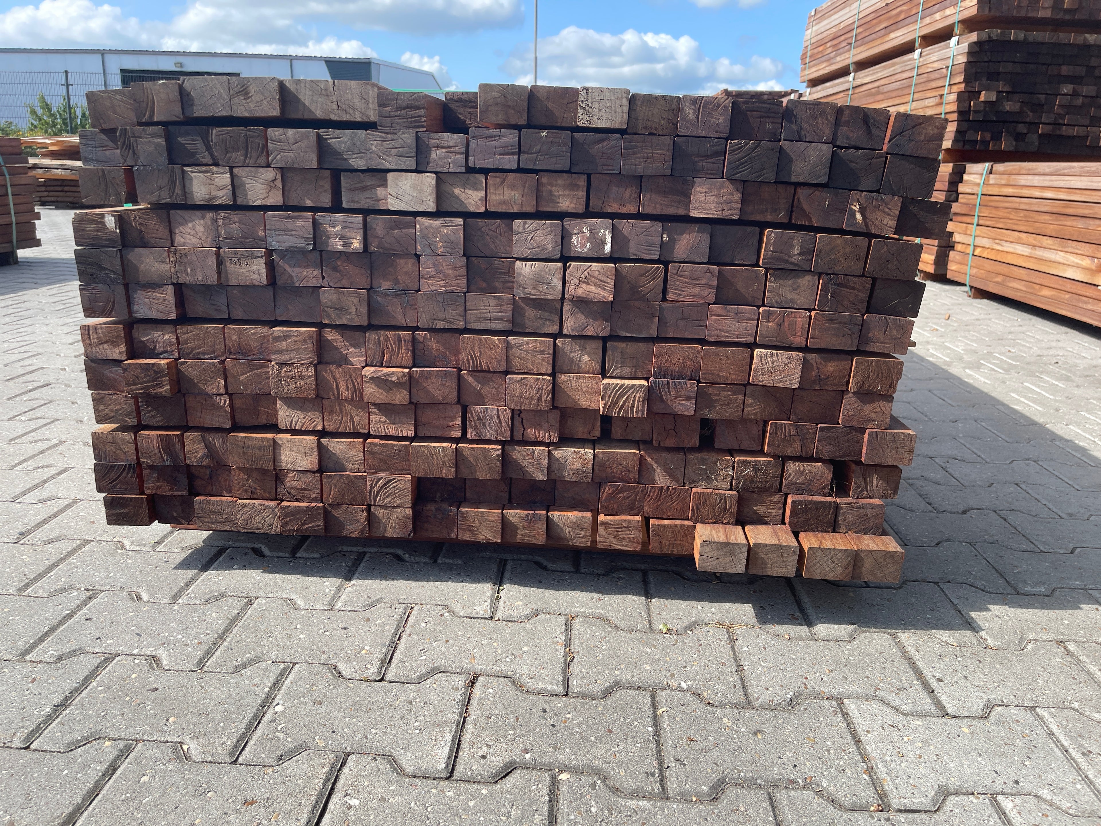 Okan Hardhouten Onderregels Geschaafd 42x57mm - Lengte 335cm, 204 stuks