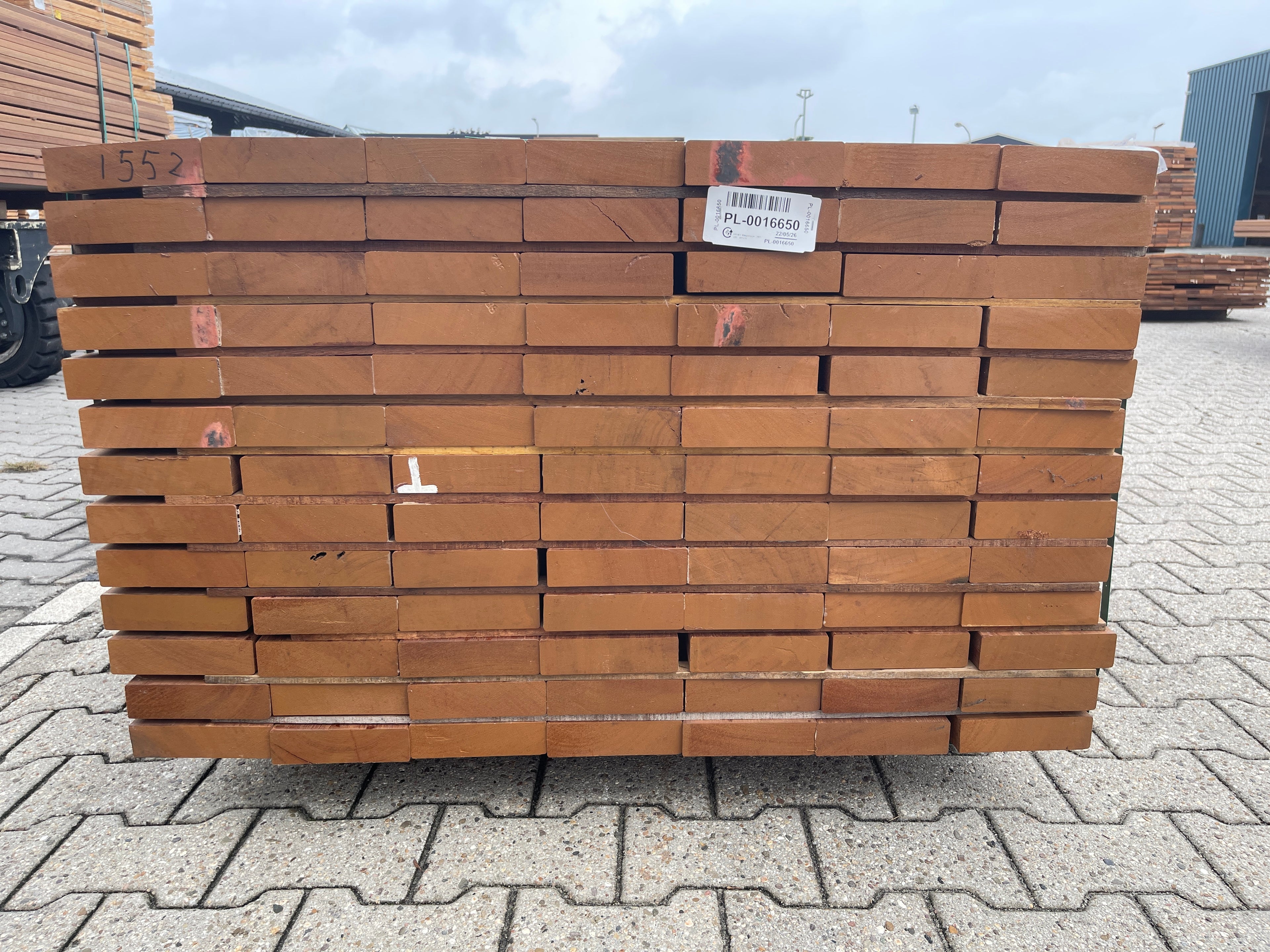 Guyana Teak Planken Geschaafd 38x140mm - Lengte 490cm, 91 stuks