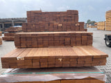 Guyana Teak Planken Geschaafd 27x70mm - Lengte 395-485cm, 314 stuks