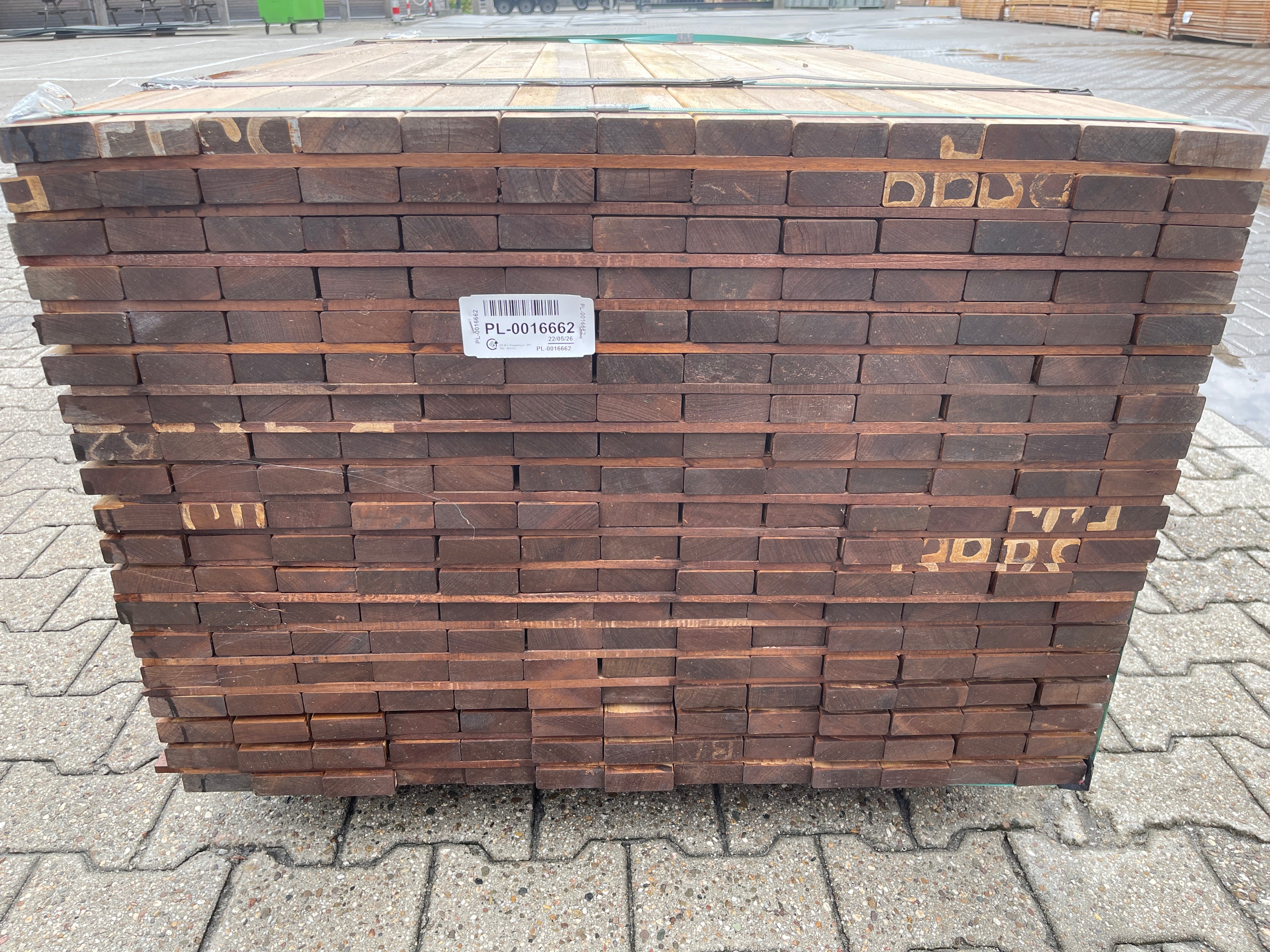 Guyana Ipé Planken Geschaafd 25x70mm - Lengte 155cm, 247 stuks