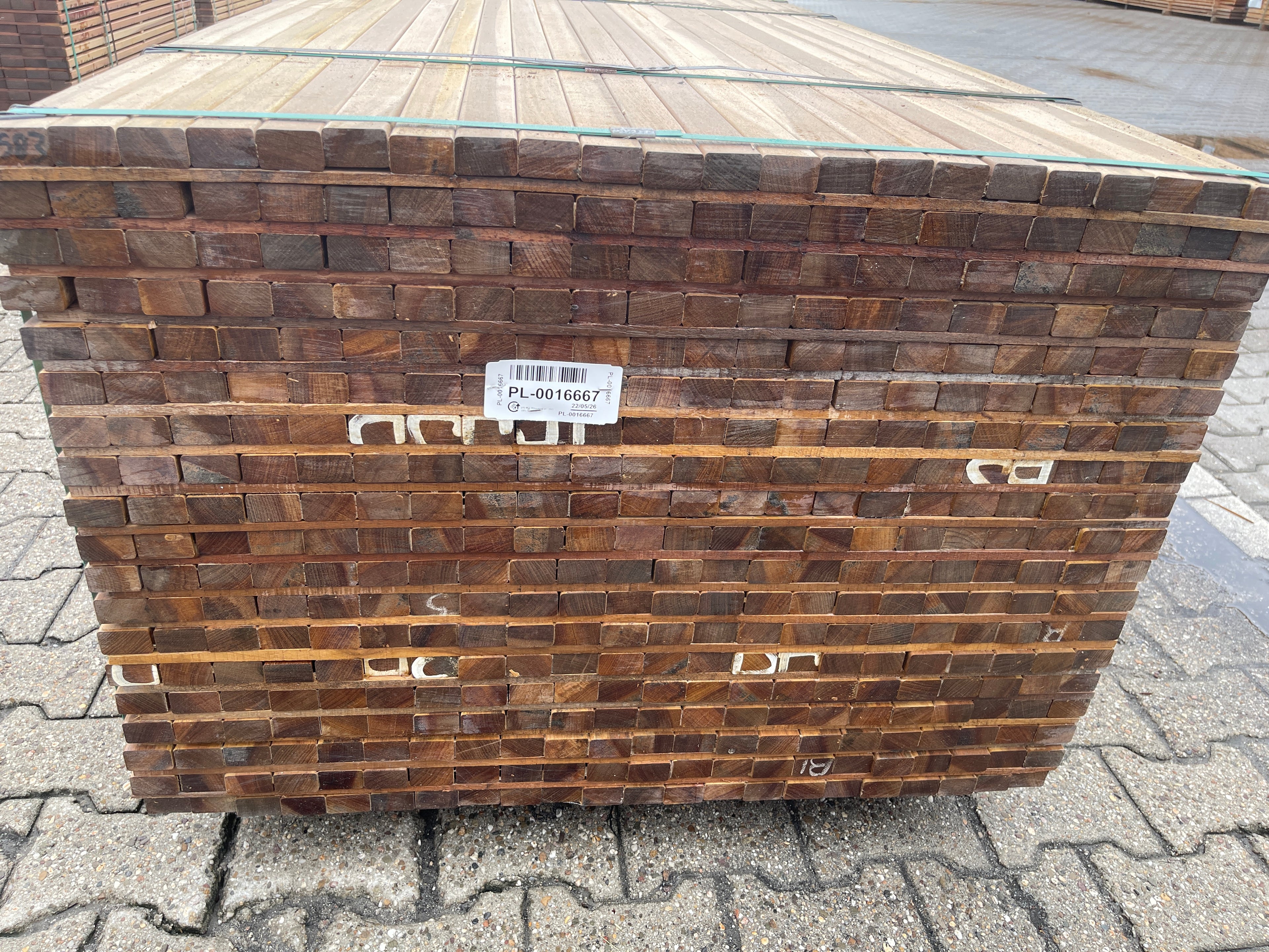 Guyana Ipé Planken Geschaafd 25x40mm - Lengte 155cm, 418 stuks