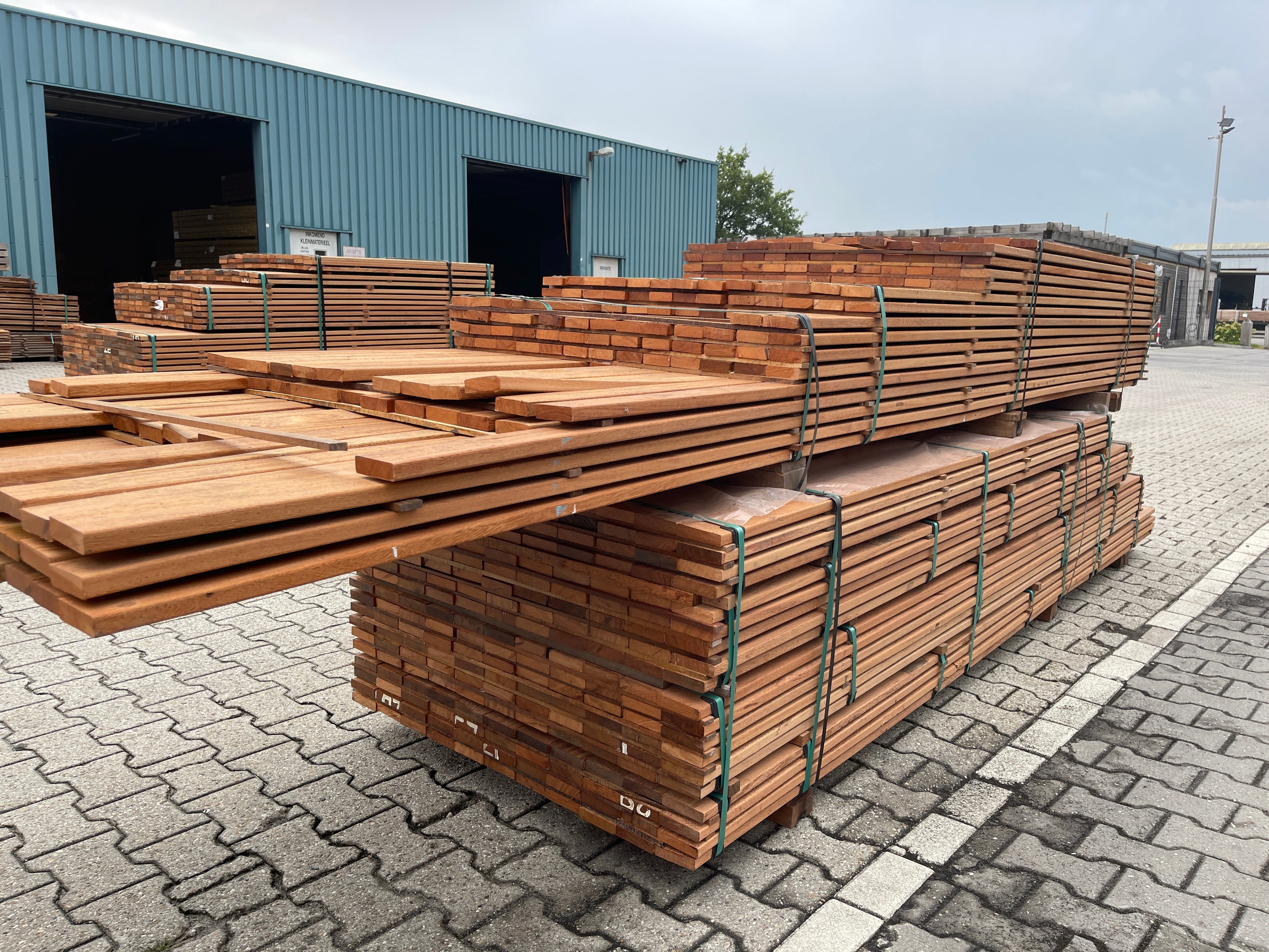 Angelim Pedra Planken Geschaafd 21x70mm - Lengte 155-395cm, 208 stuks