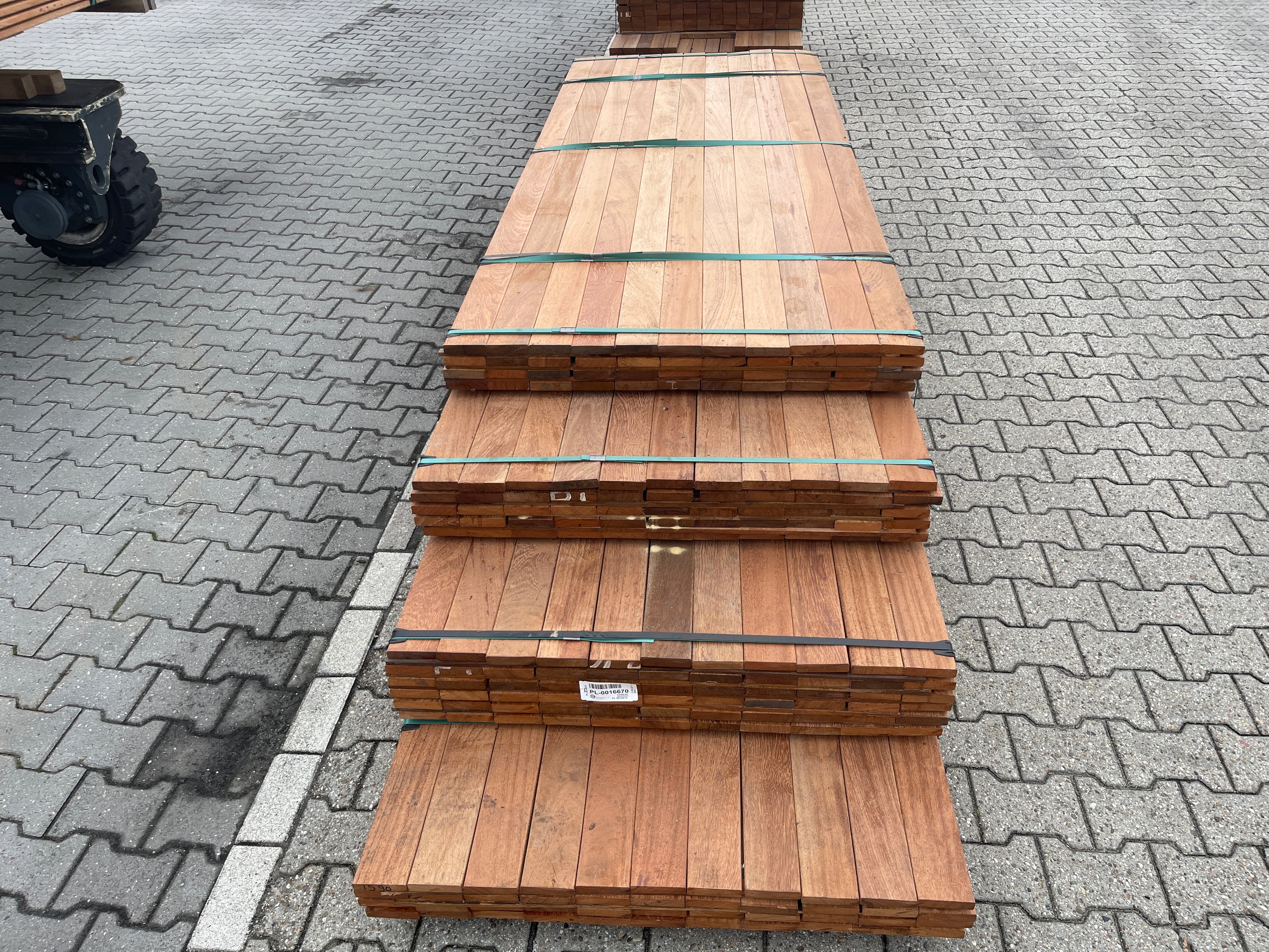 Angelim Pedra Planken Geschaafd 21x90mm - Lengte 245-335cm, 209 stuks