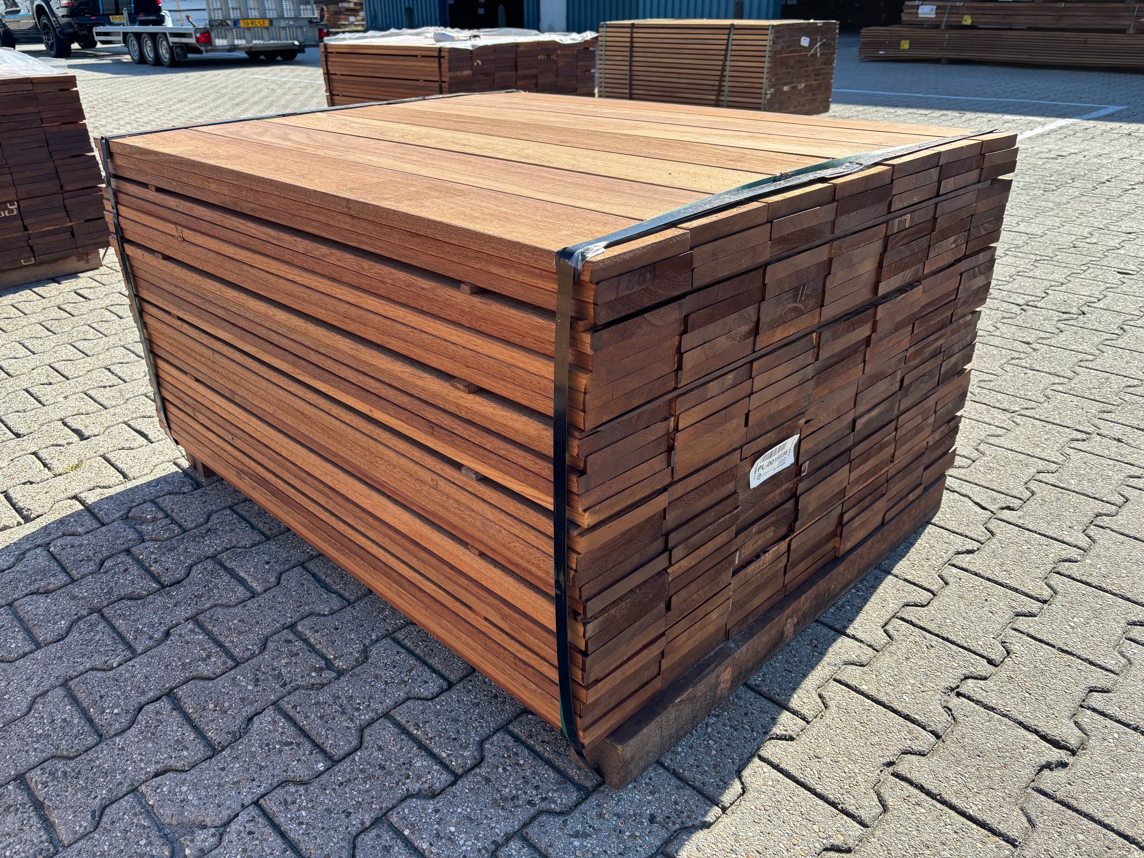 Guyana Teak Planken Geschaafd 21x145mm - Lengte 125cm, 189 stuks