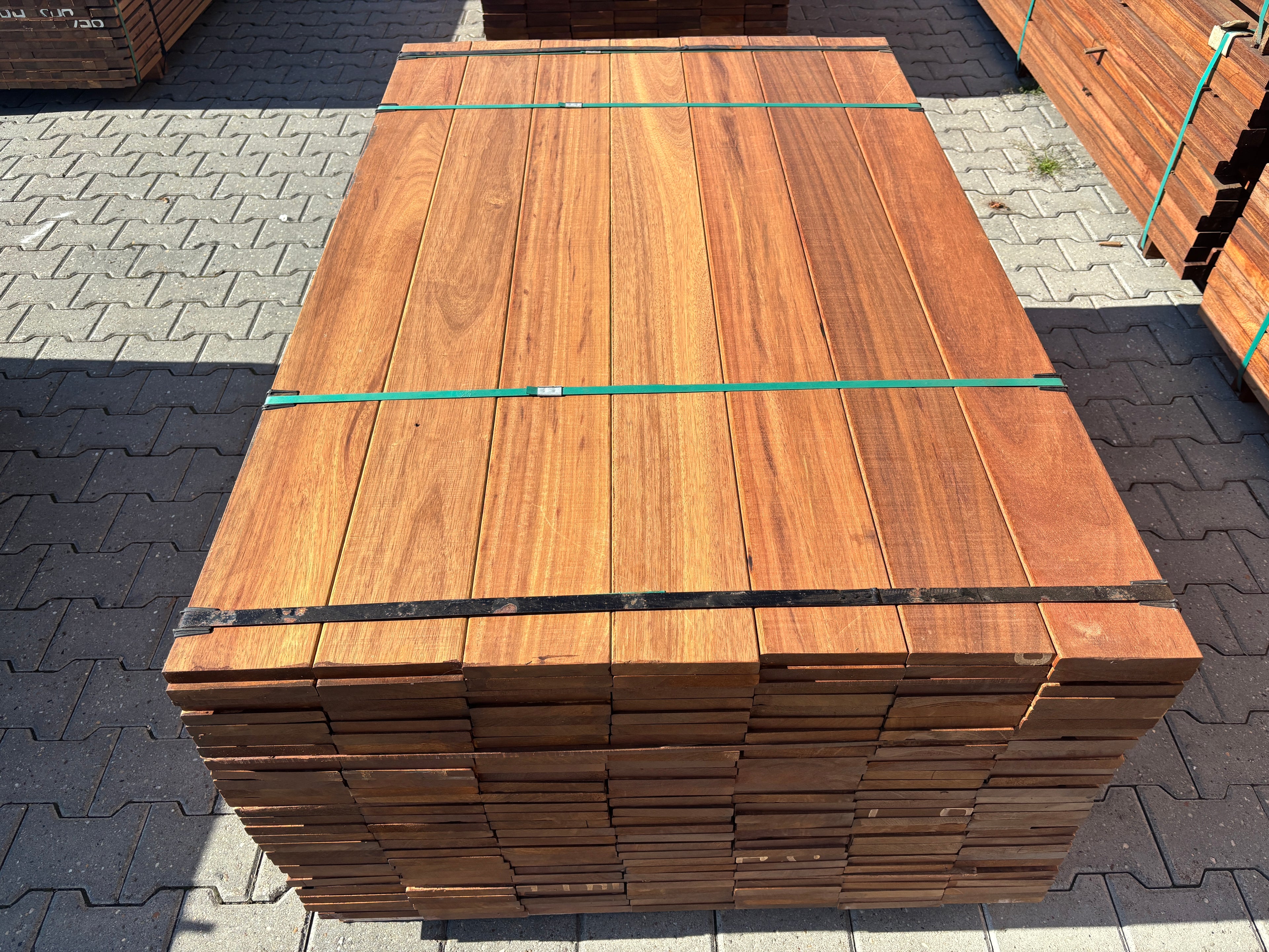 Guyana Teak Planken Geschaafd 21x145mm - Lengte 155cm, 189 stuks
