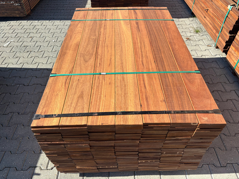 Guyana Teak Planken Geschaafd 21x145mm - Lengte 155cm, 189 stuks