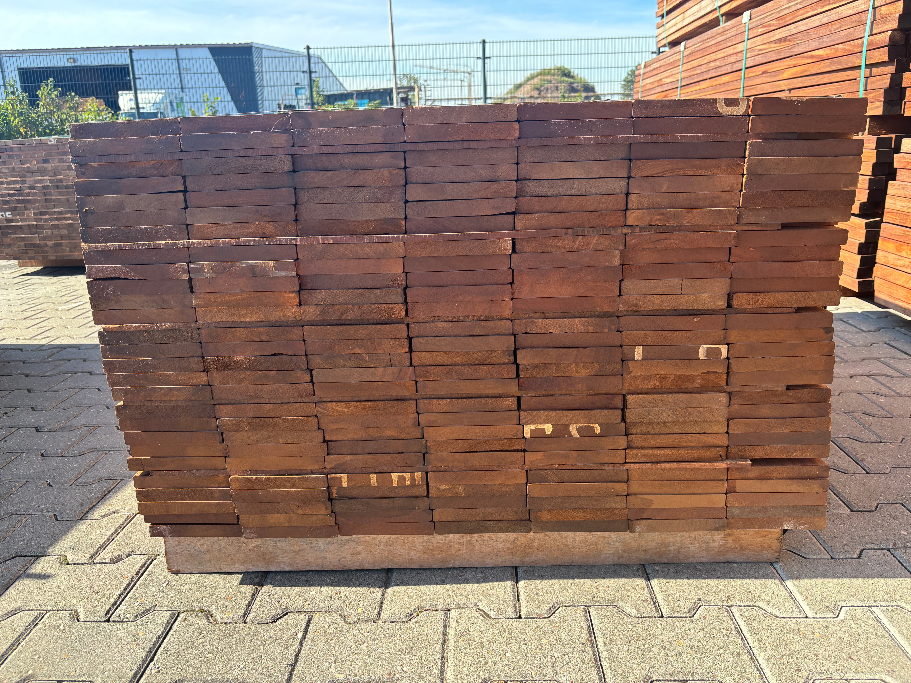 Guyana Teak Planken Geschaafd 21x145mm - Lengte 155cm, 189 stuks