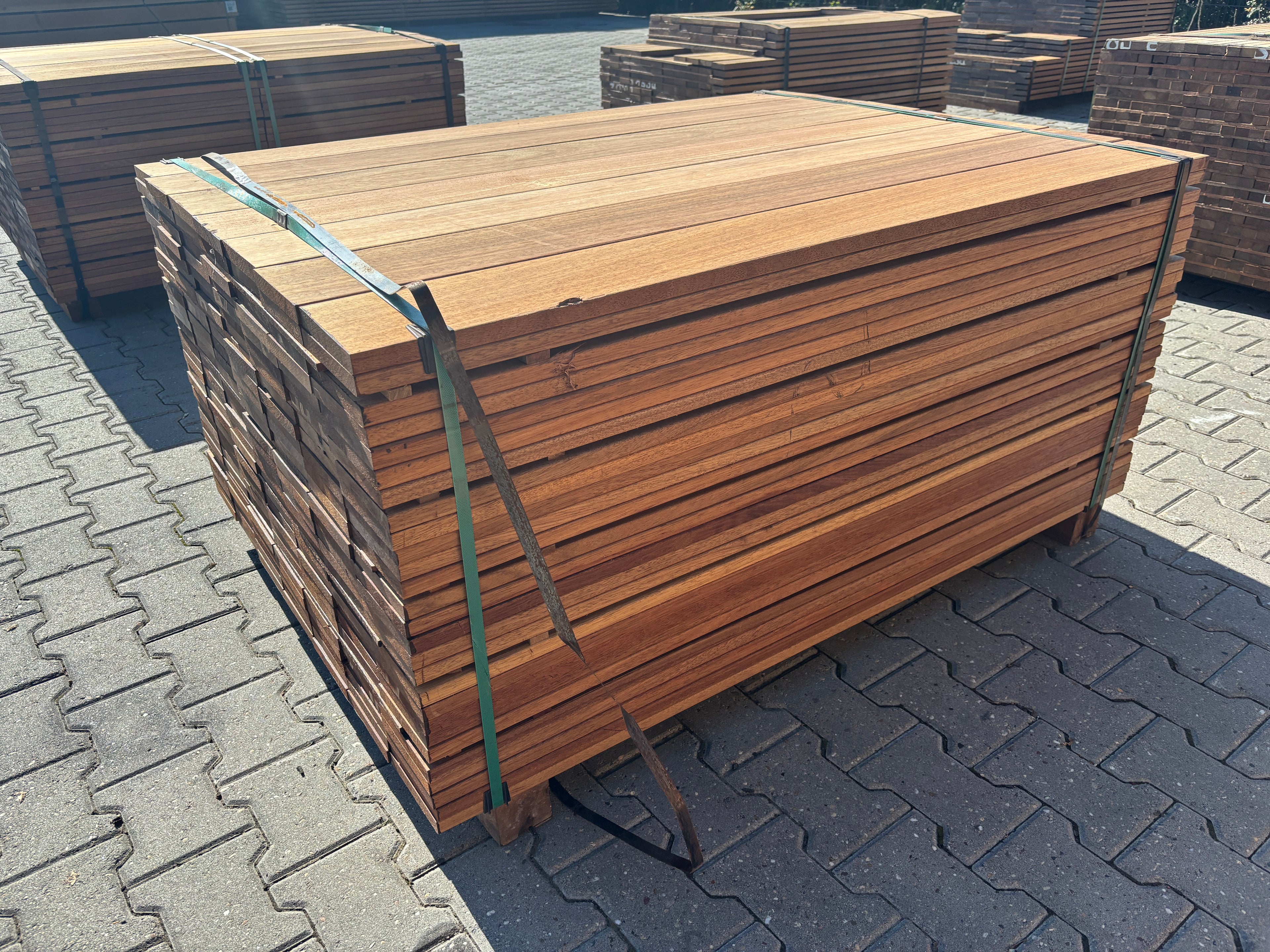 Guyana Teak Planken Geschaafd 21x145mm - Lengte 140cm, 189 stuks