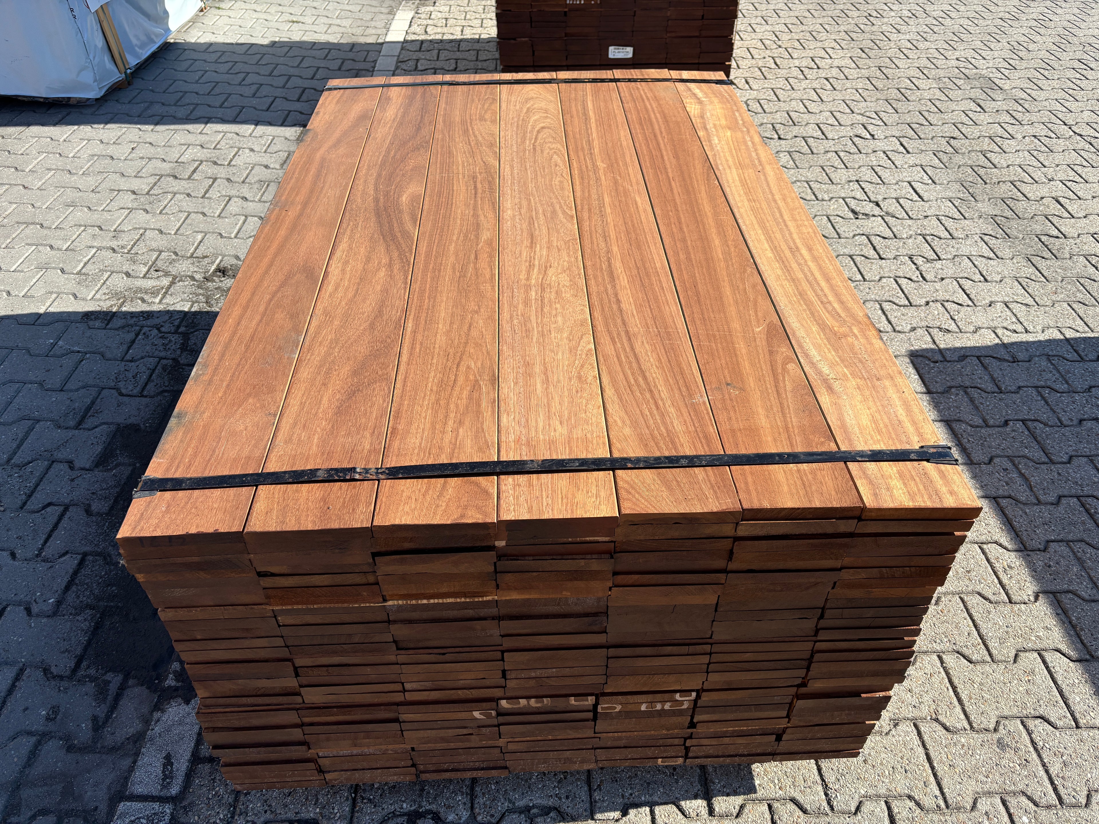 Guyana Teak Planken Geschaafd 21x145mm - Lengte 155cm, 189 stuks