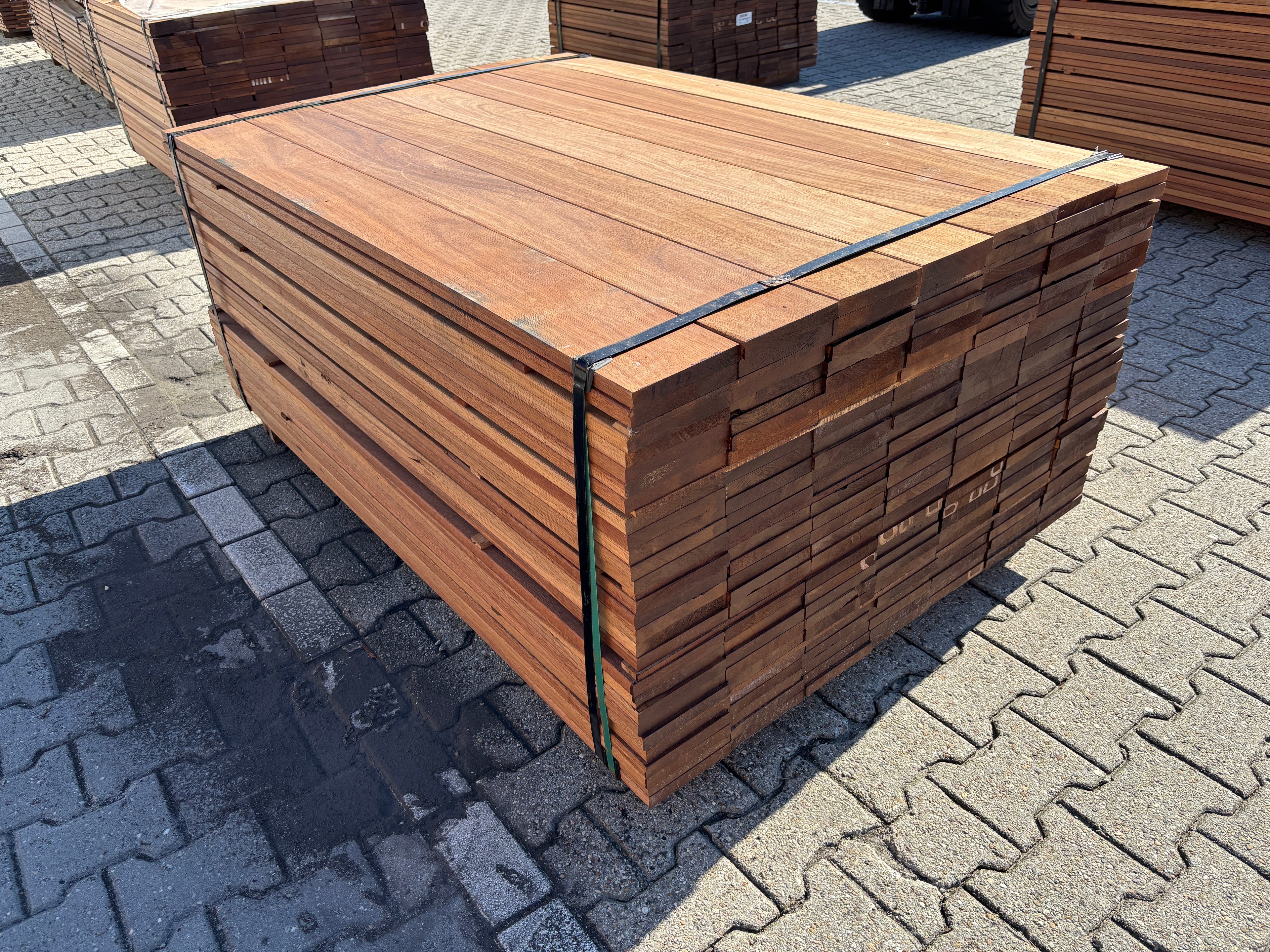 Guyana Teak Planken Geschaafd 21x145mm - Lengte 155cm, 189 stuks