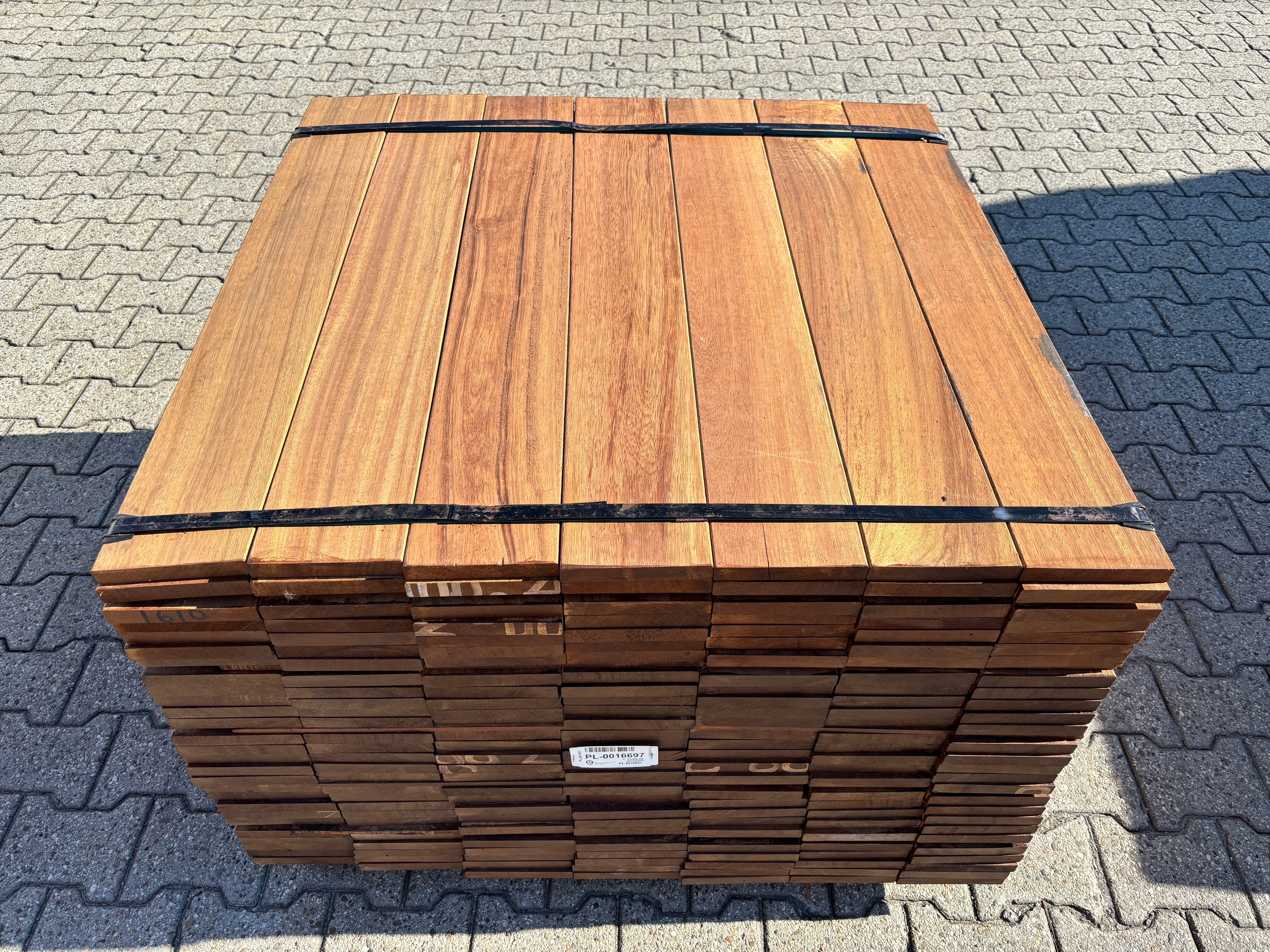 Guyana Teak Planken Geschaafd 21x145mm - Lengte 100cm, 189 stuks