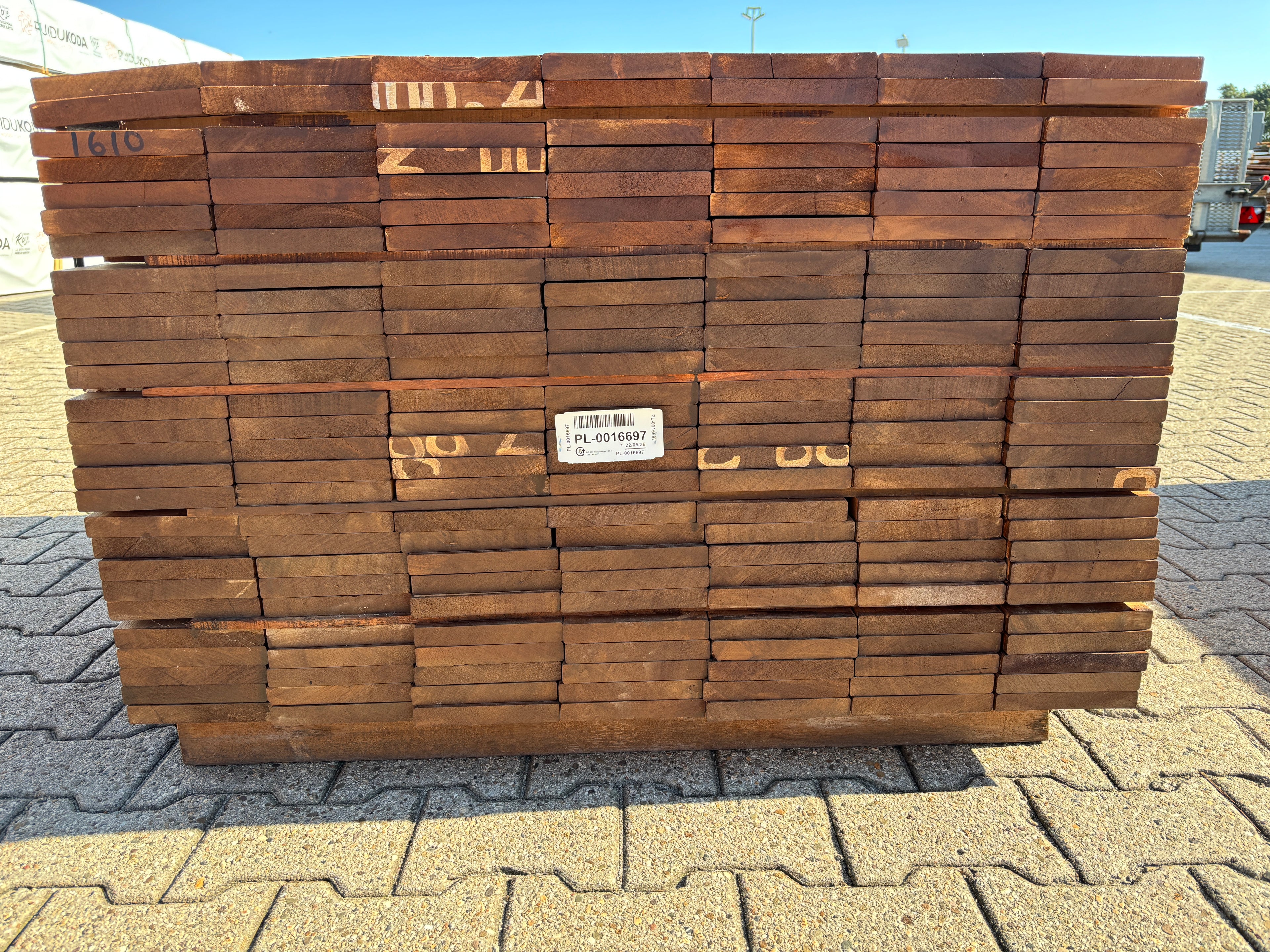 Guyana Teak Planken Geschaafd 21x145mm - Lengte 100cm, 189 stuks