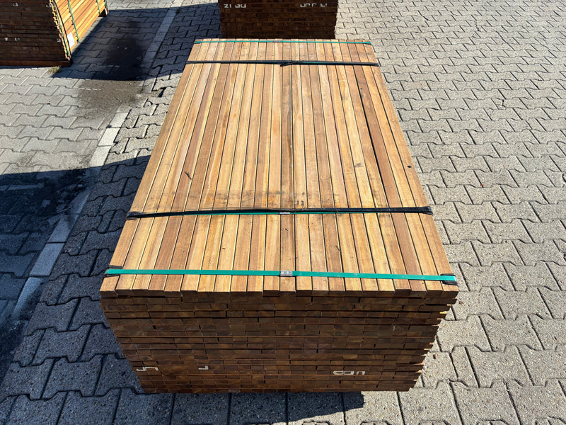 Guyana Ipé Latten Geschaafd 25x40mm - Lengte 155cm, 396 stuks