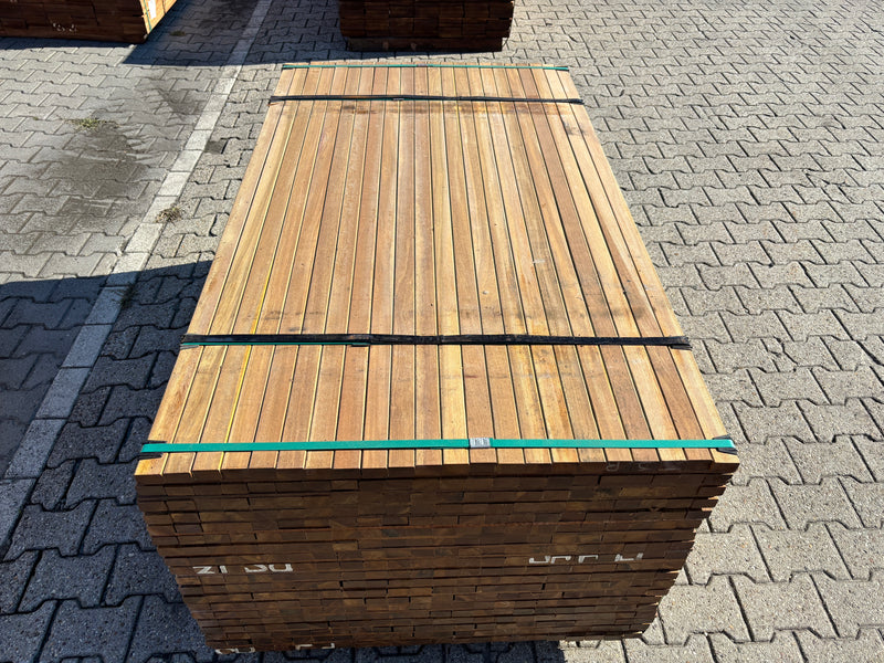Guyana Ipé Latten Geschaafd 25x40mm - Lengte 155cm, 418 stuks