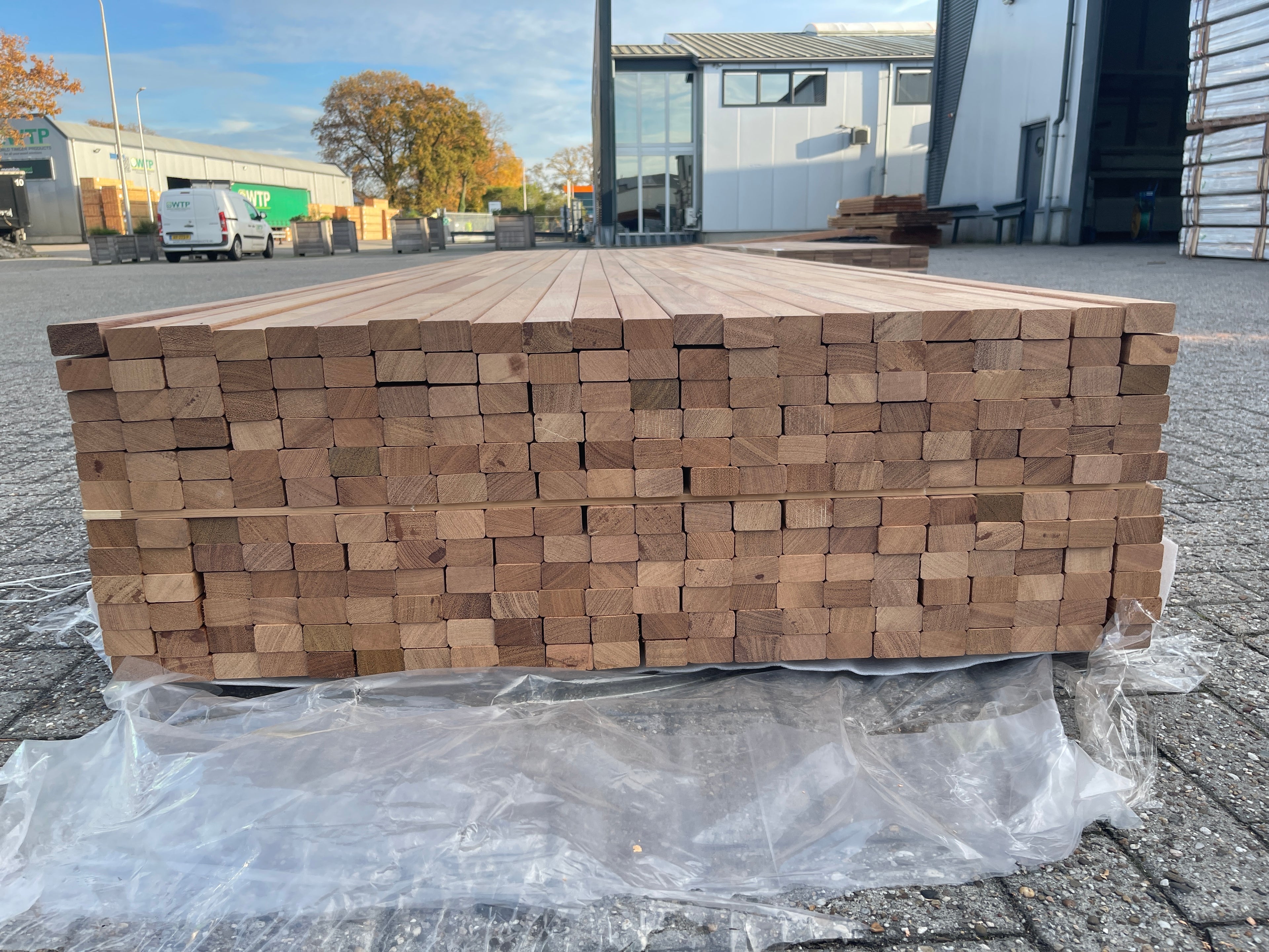 Angelim Pedra Latten Geschaafd Gevingerlast 27x45mm
