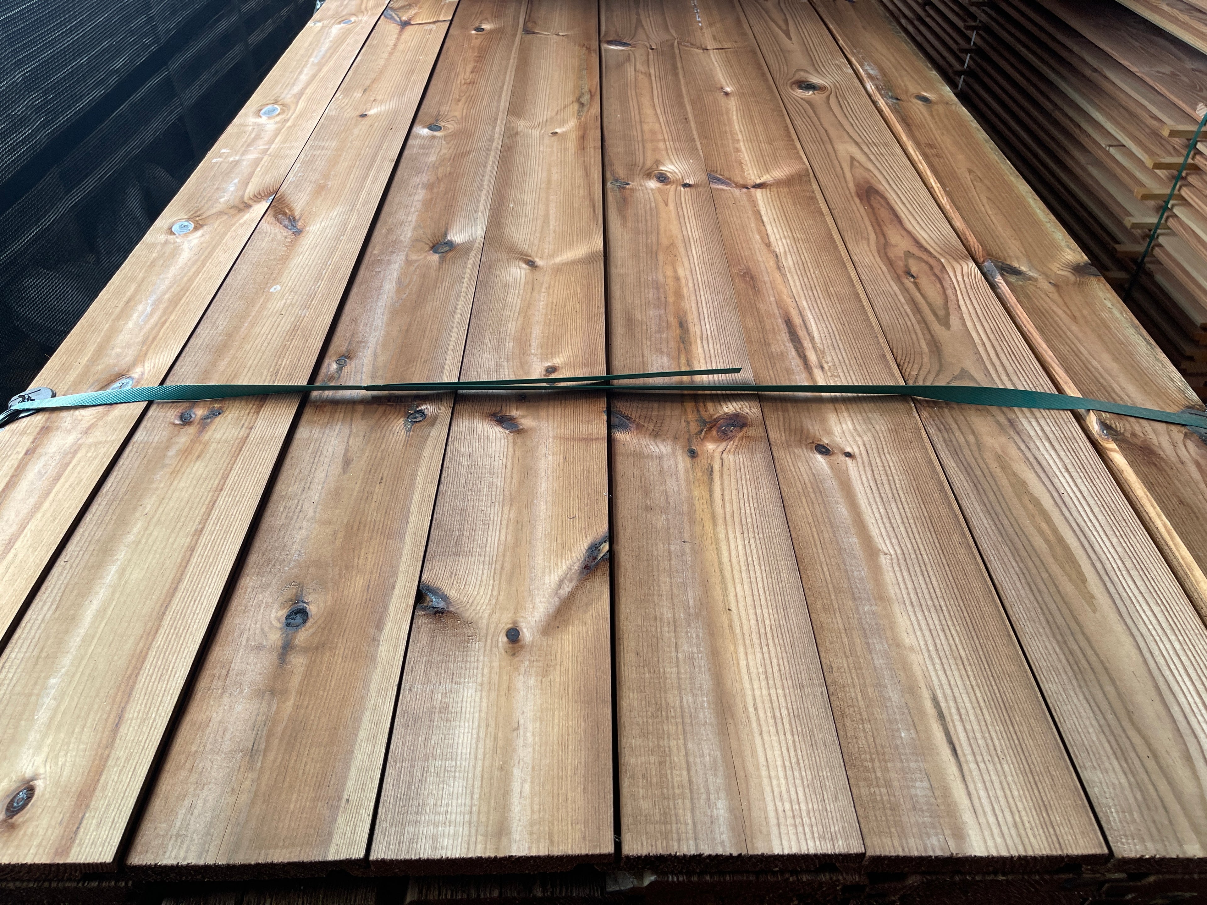 Grenen Channelsiding Bruin Gemodificeerd 18x140mm