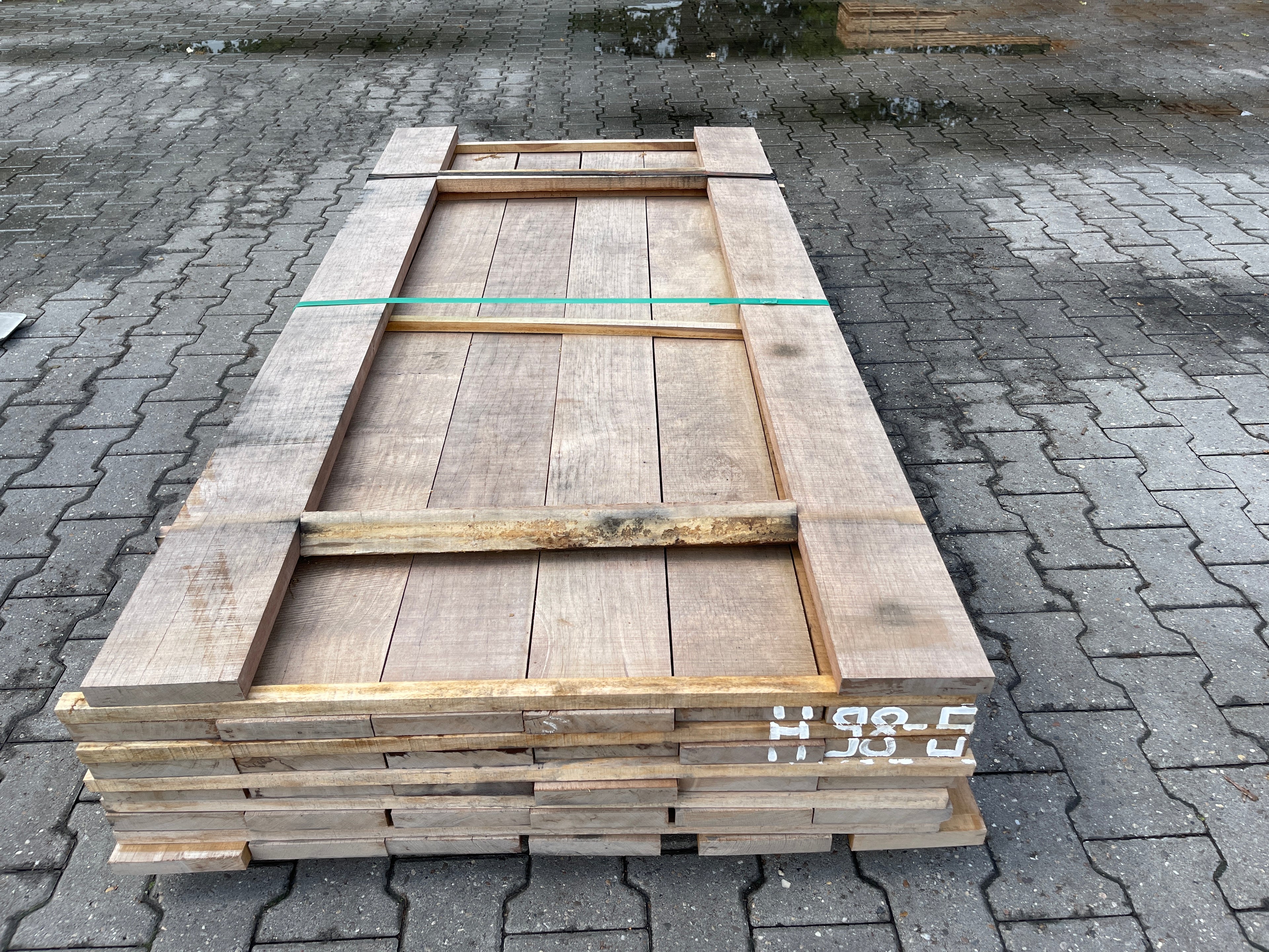 Guyana Ipé Planken Fijnbezaagd 27x155mm - Lengte 185cm, 32 stuks