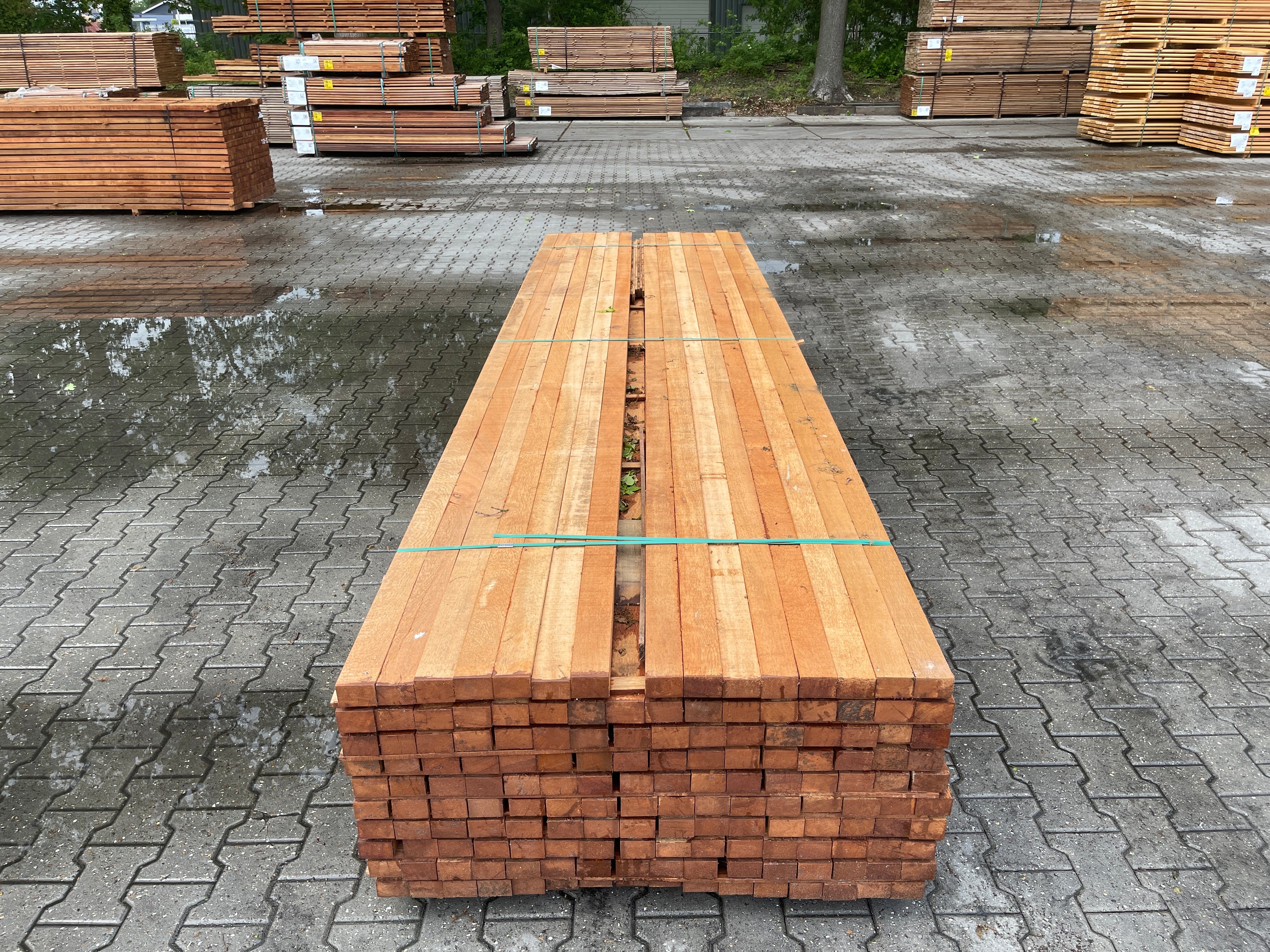 Angelim Pedra Regels Geschaafd 40x60mm - Lengte 370cm, 159 stuks