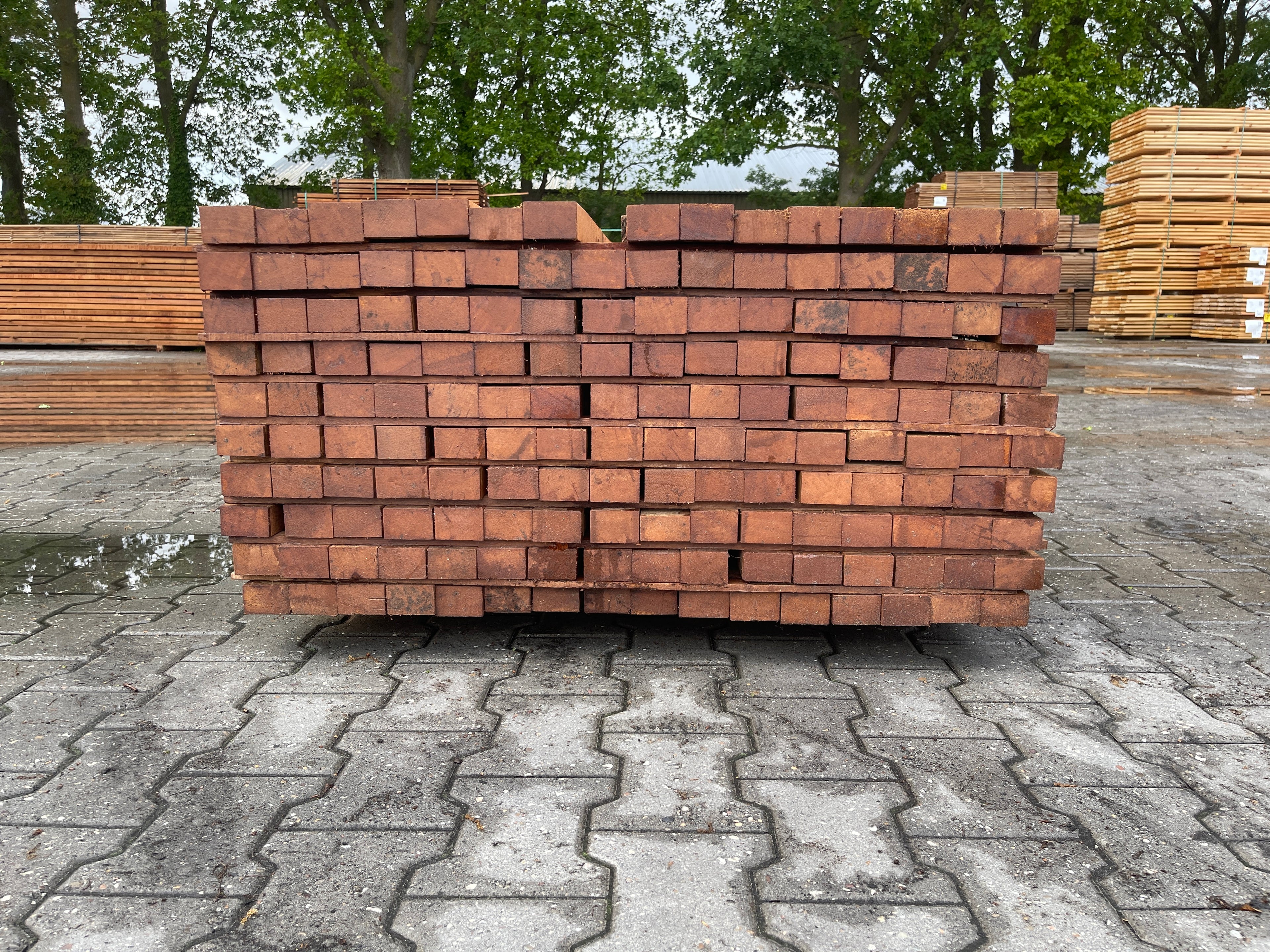 Angelim Pedra Regels Geschaafd 40x60mm - Lengte 370cm, 159 stuks
