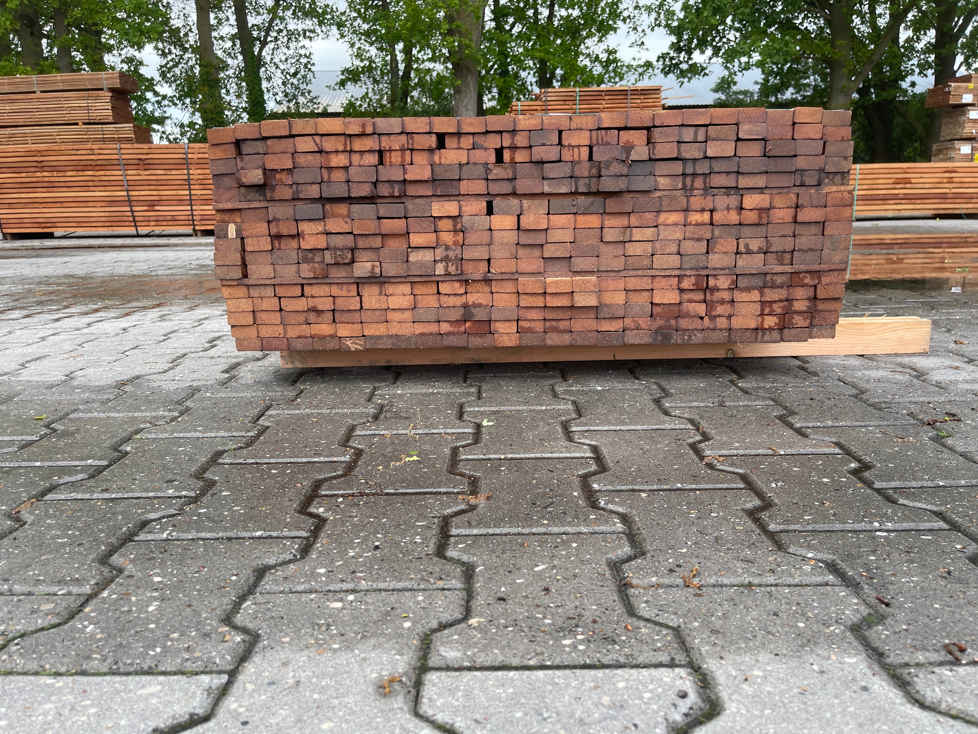 Angelim Pedra Latten Geschaafd 21x40mm - Lengte 275cm, 345 stuks