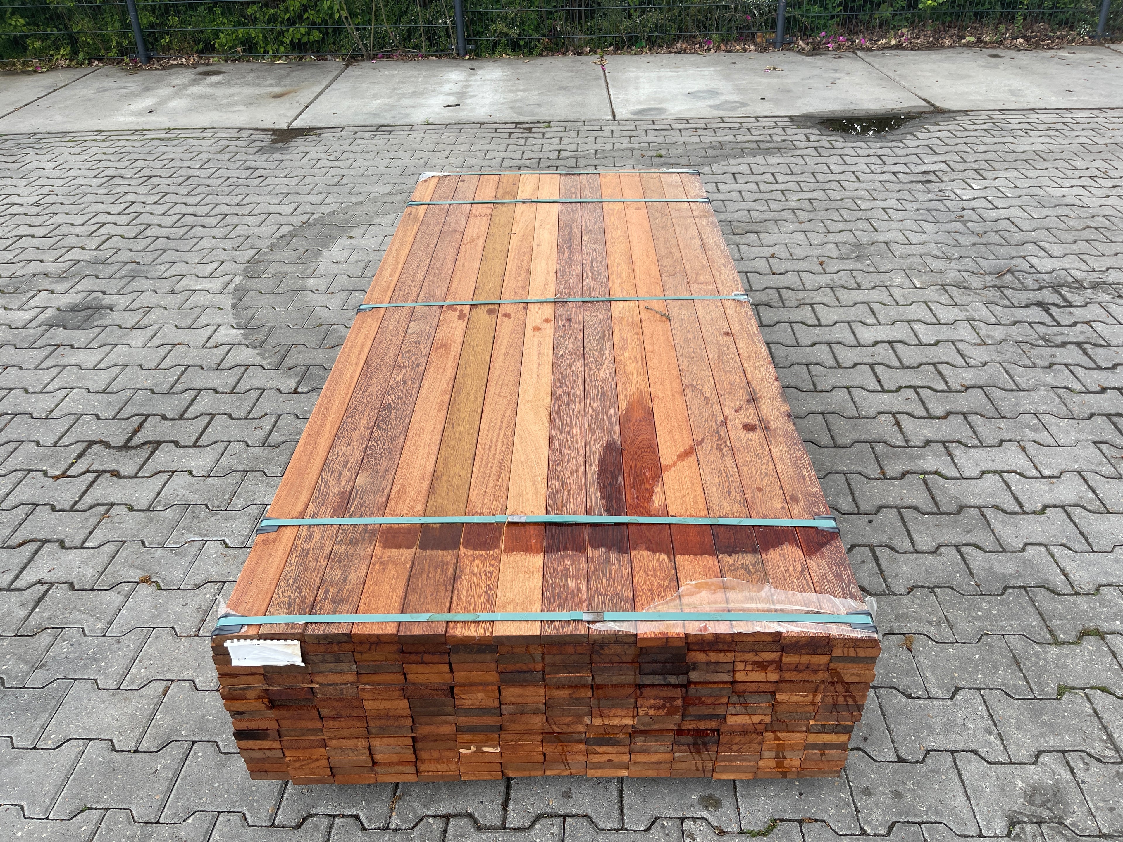 Angelim Pedra Planken Geschaafd 21x70mm - Lengte 215cm, 210 stuks