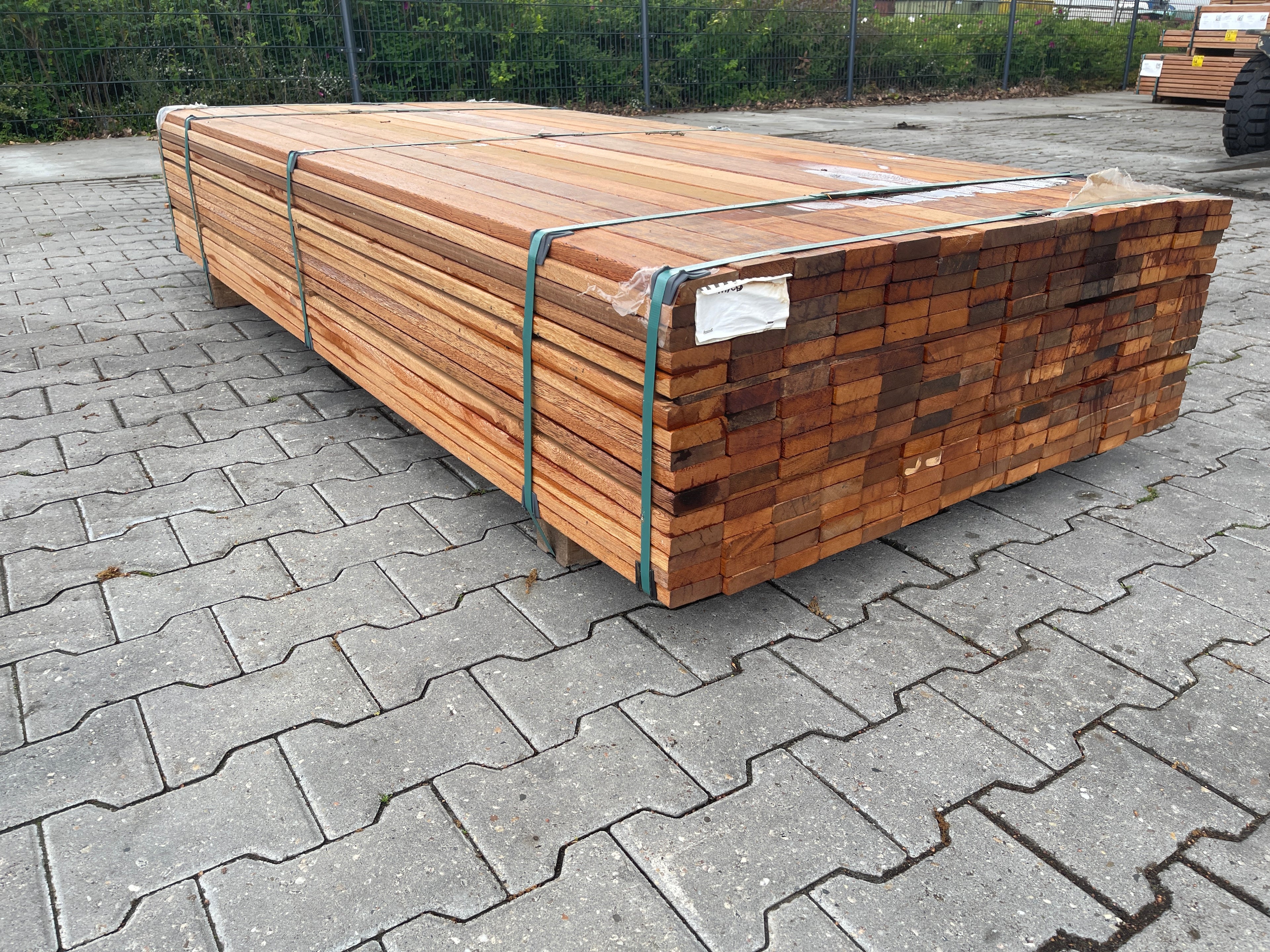Angelim Pedra Planken Geschaafd 21x70mm - Lengte 215cm, 210 stuks