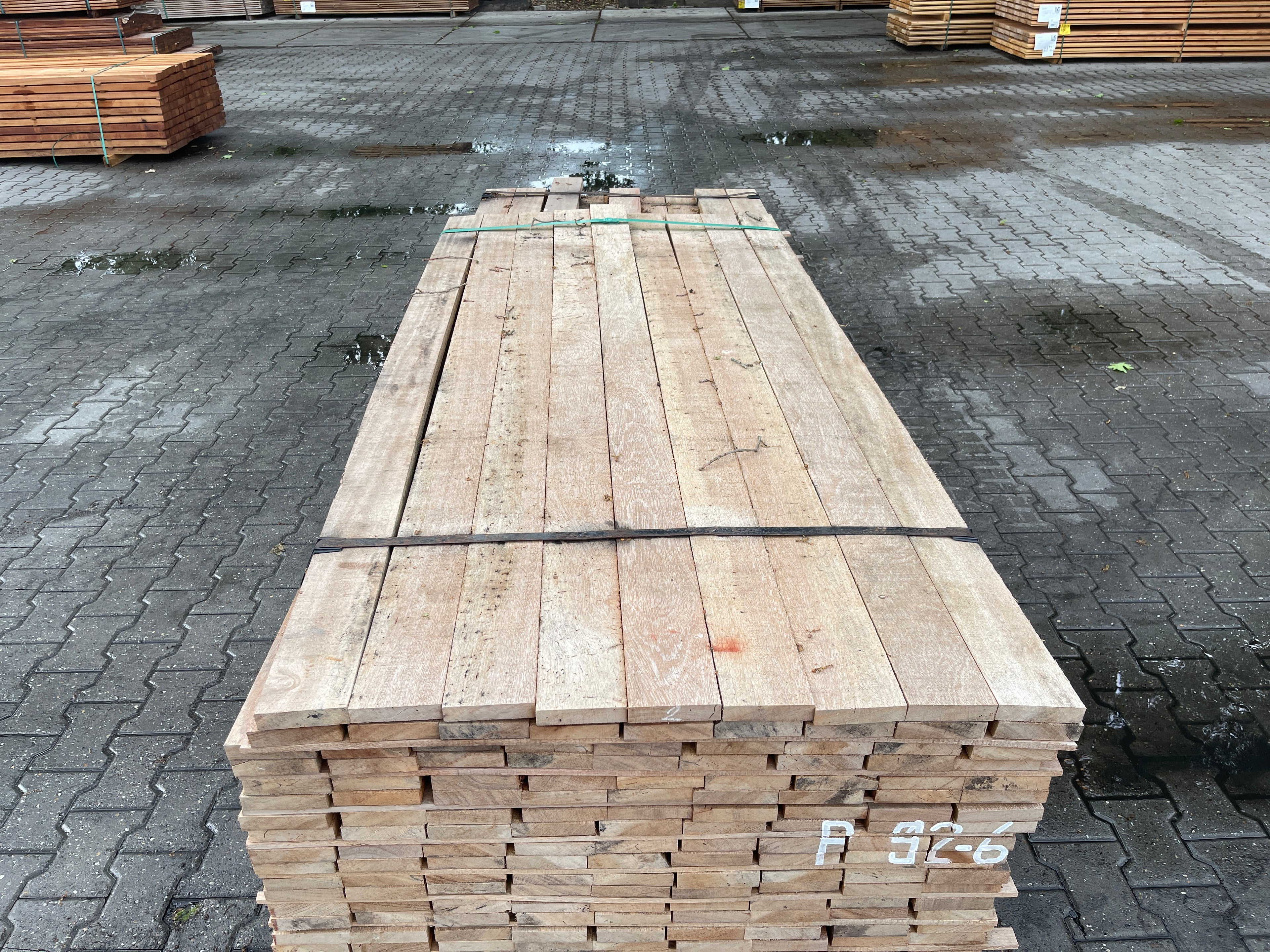 Angelim Pedra Beschoeiingsplanken 20x100mm - Lengte 22/200cm, 57/250cm, 89/300cm, 48/350cm, 216 stuks