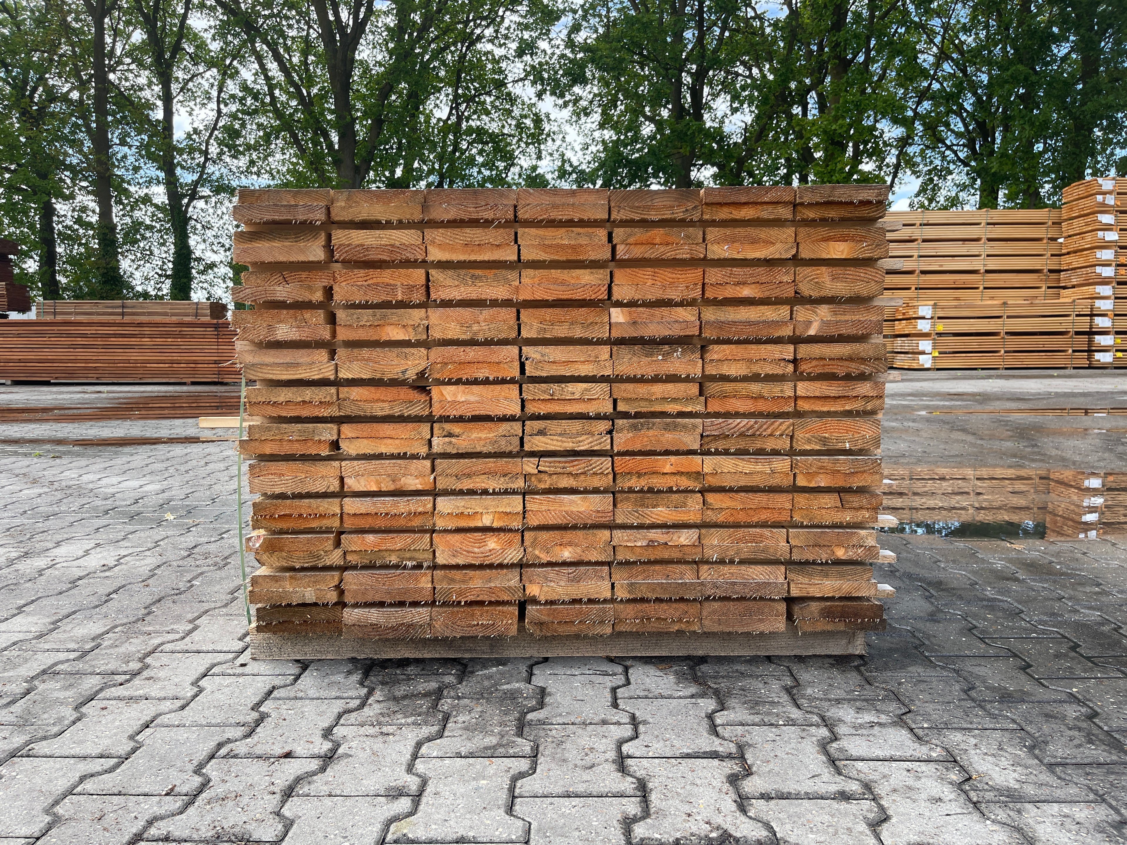 Douglas Planken Fijnbezaagd 25x150mm - Lengte 300cm, 168 stuks