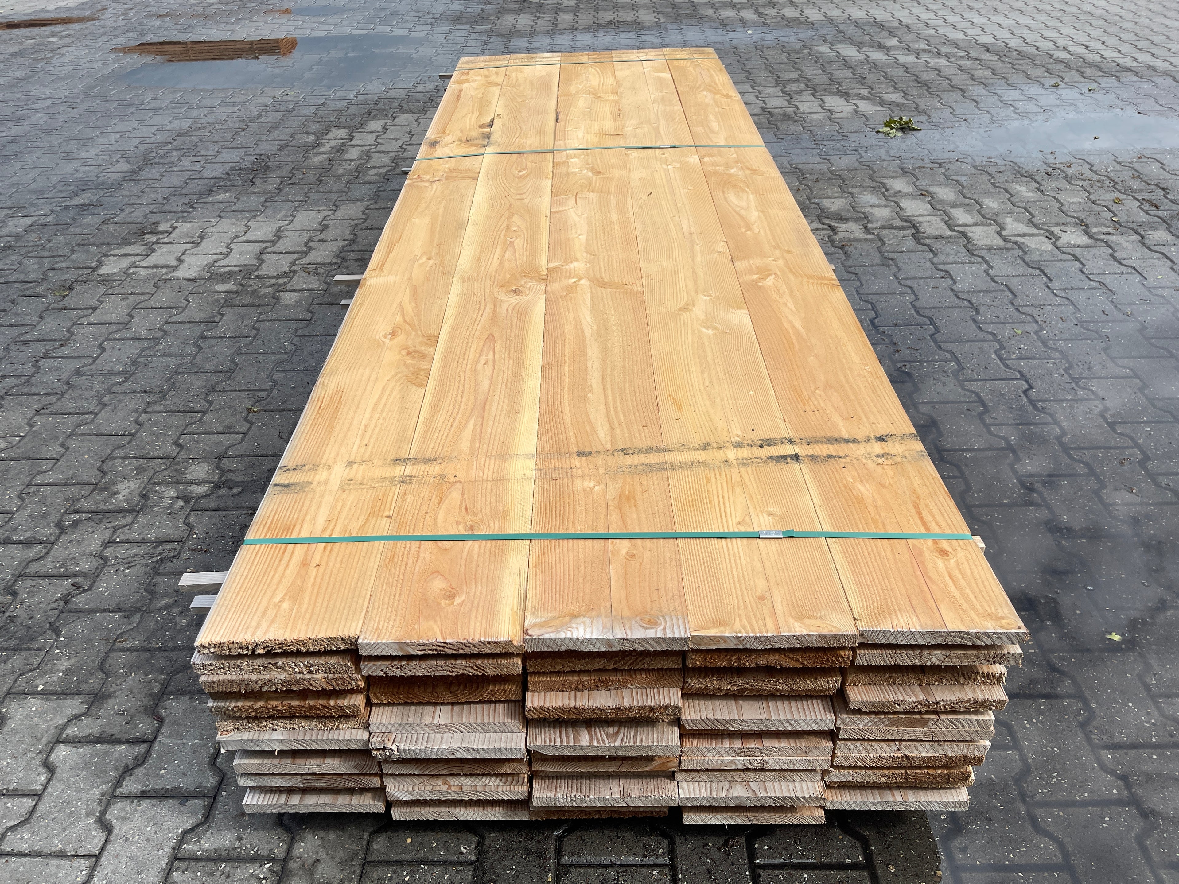 Douglas Planken Fijnbezaagd 22x200mm - Lengte 300cm, 65 stuks
