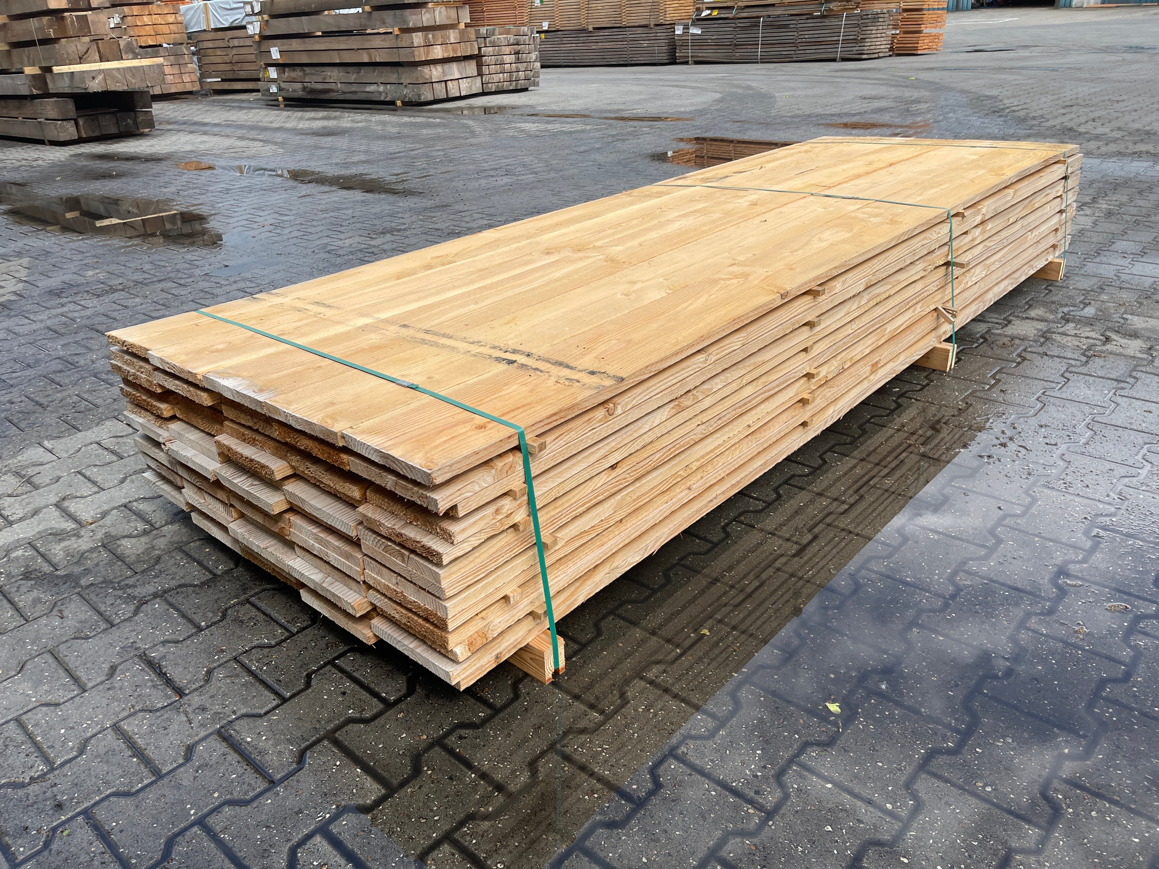 Douglas Planken Fijnbezaagd 22x200mm - Lengte 300cm, 65 stuks