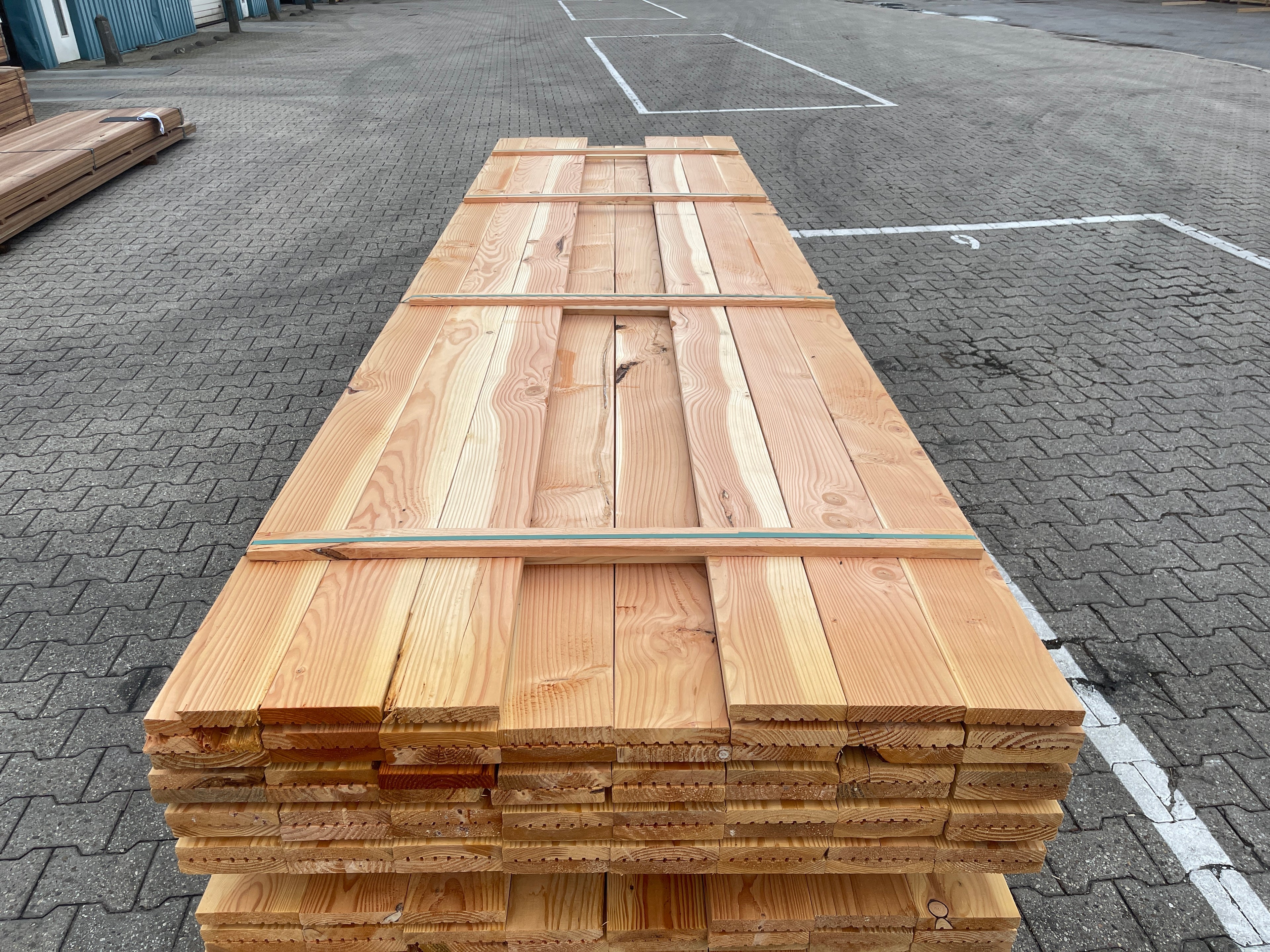 Douglas Vlonderplanken 25x140mm - Lengte 400cm, 140 stuks
