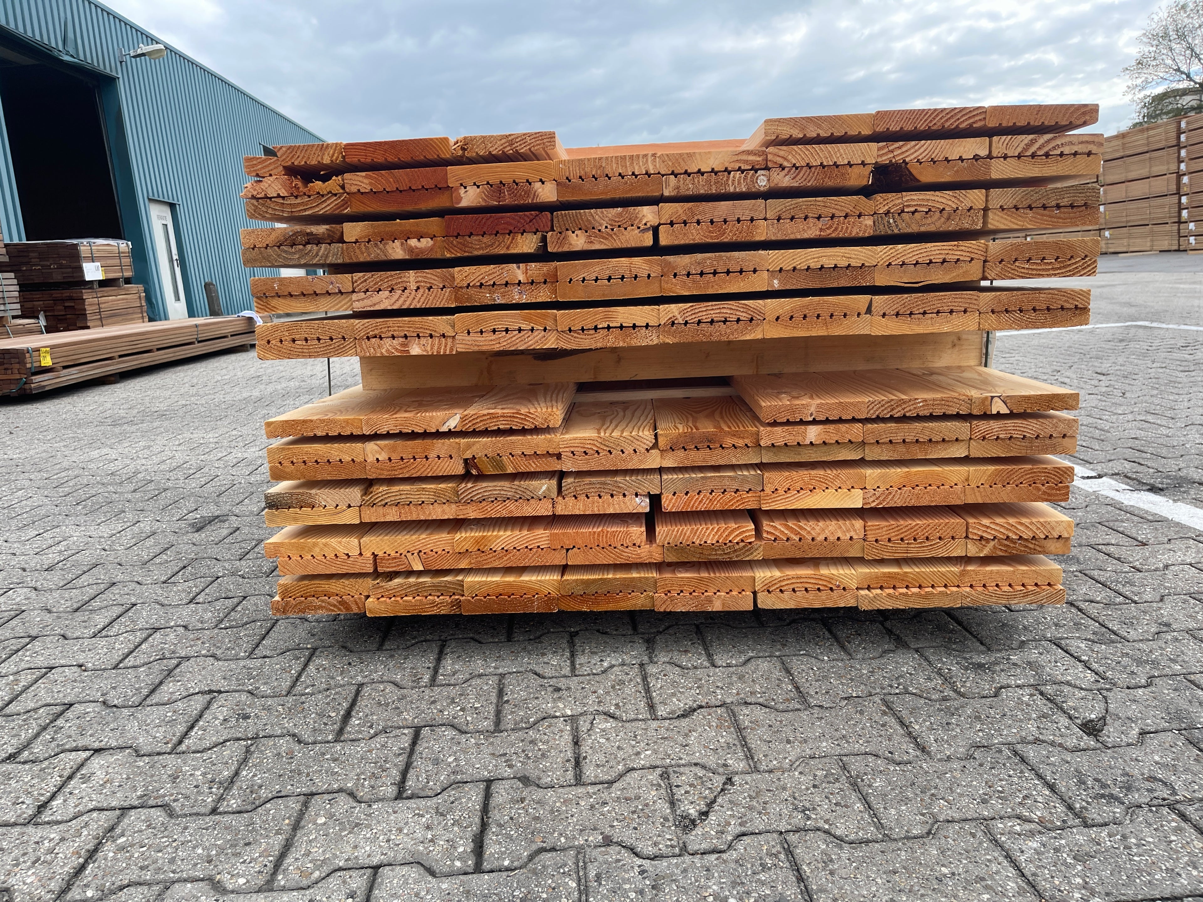 Douglas Vlonderplanken 25x140mm - Lengte 400cm, 140 stuks