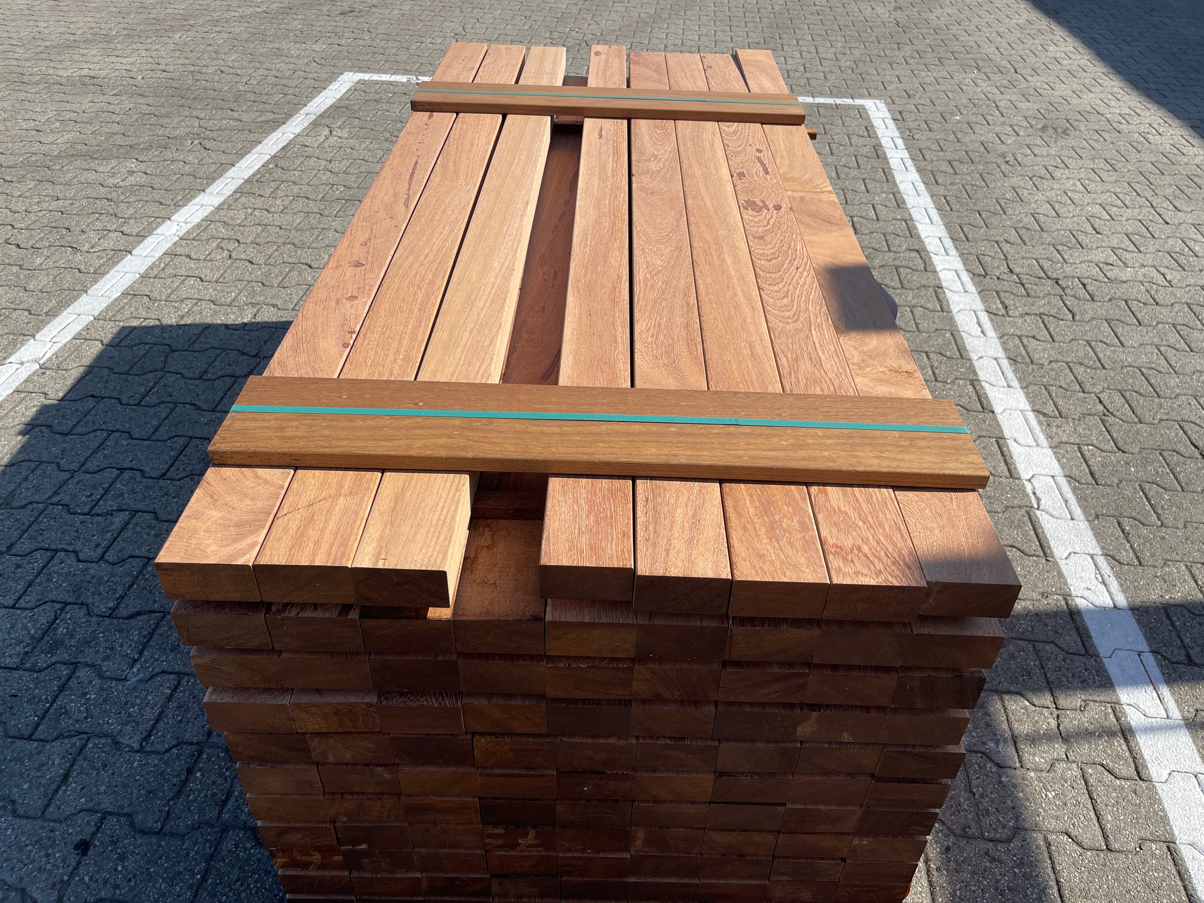 Angelim Pedra Balken Geschaafd 50x100mm - Lengte 31/160cm, 76/190cm