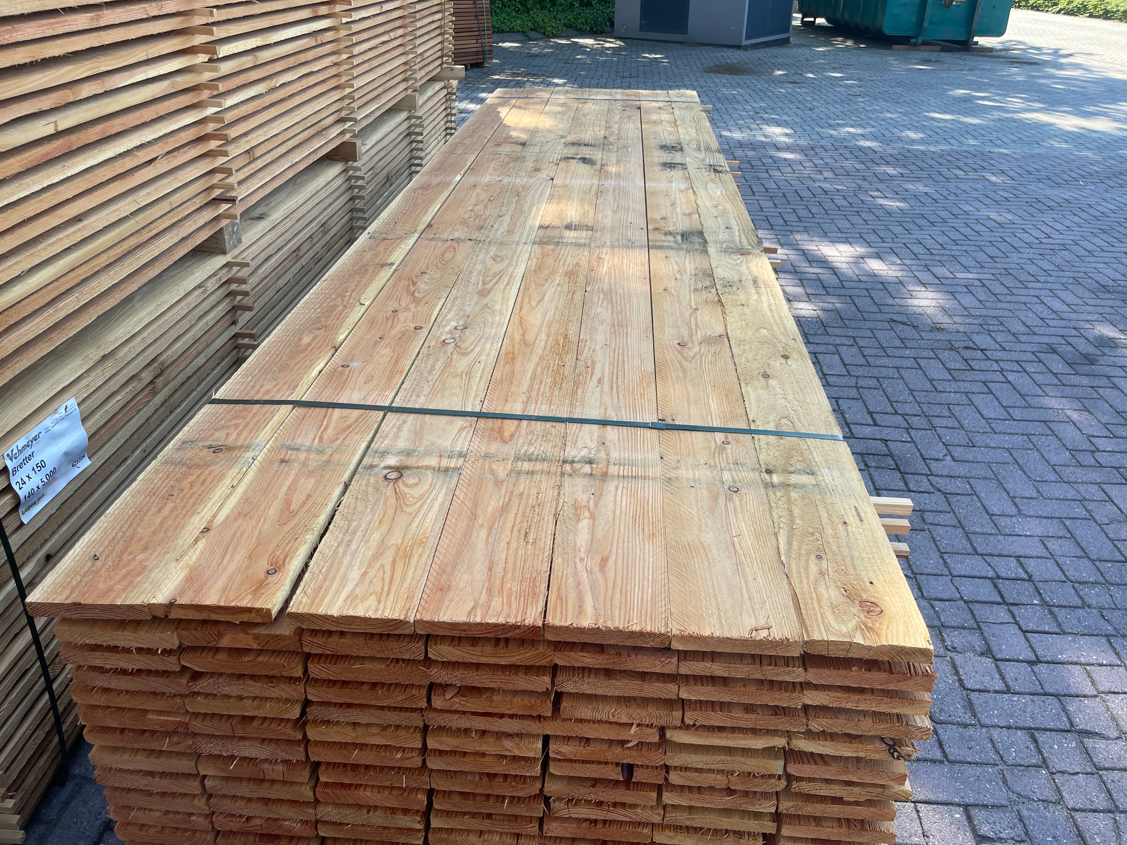 Douglas Planken Fijnbezaagd 24x150mm, Lengte 400cm, 140 stuks