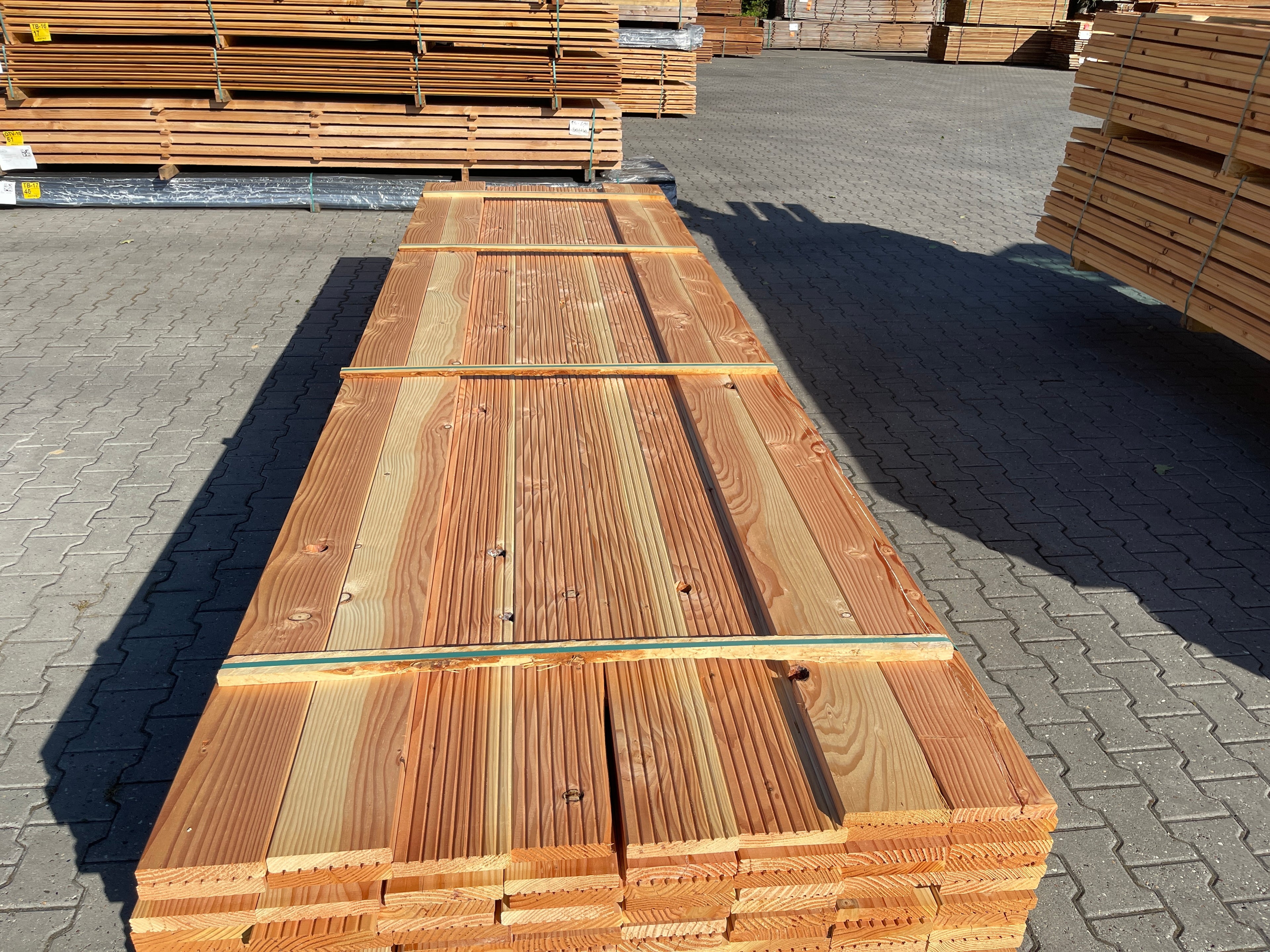 Douglas Vlonderplanken 25x140mm - lengte 400cm, 140 stuks