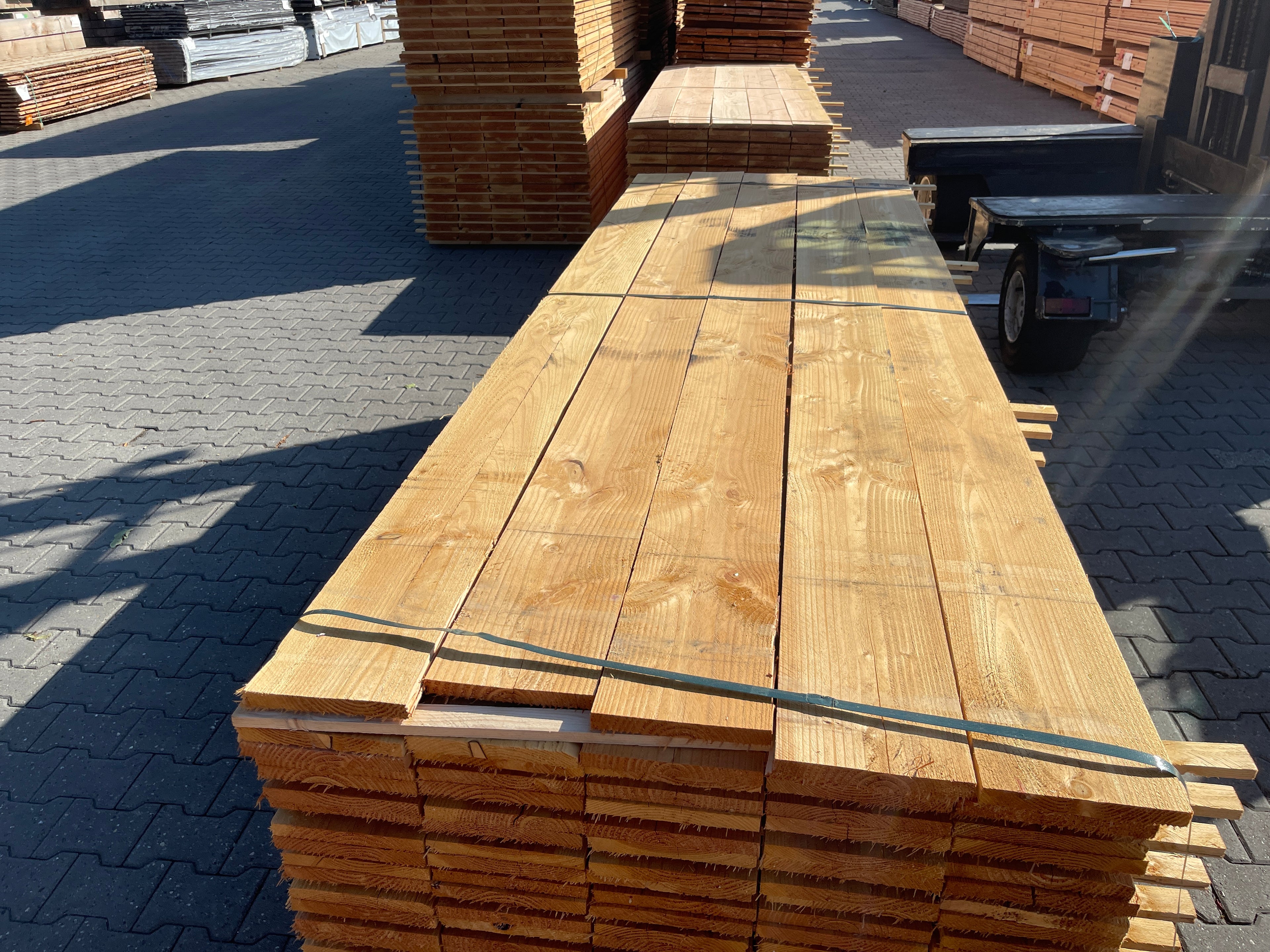 Douglas Planken Fijnbezaagd 22x200mm - lengte 300cm, 135 stuks