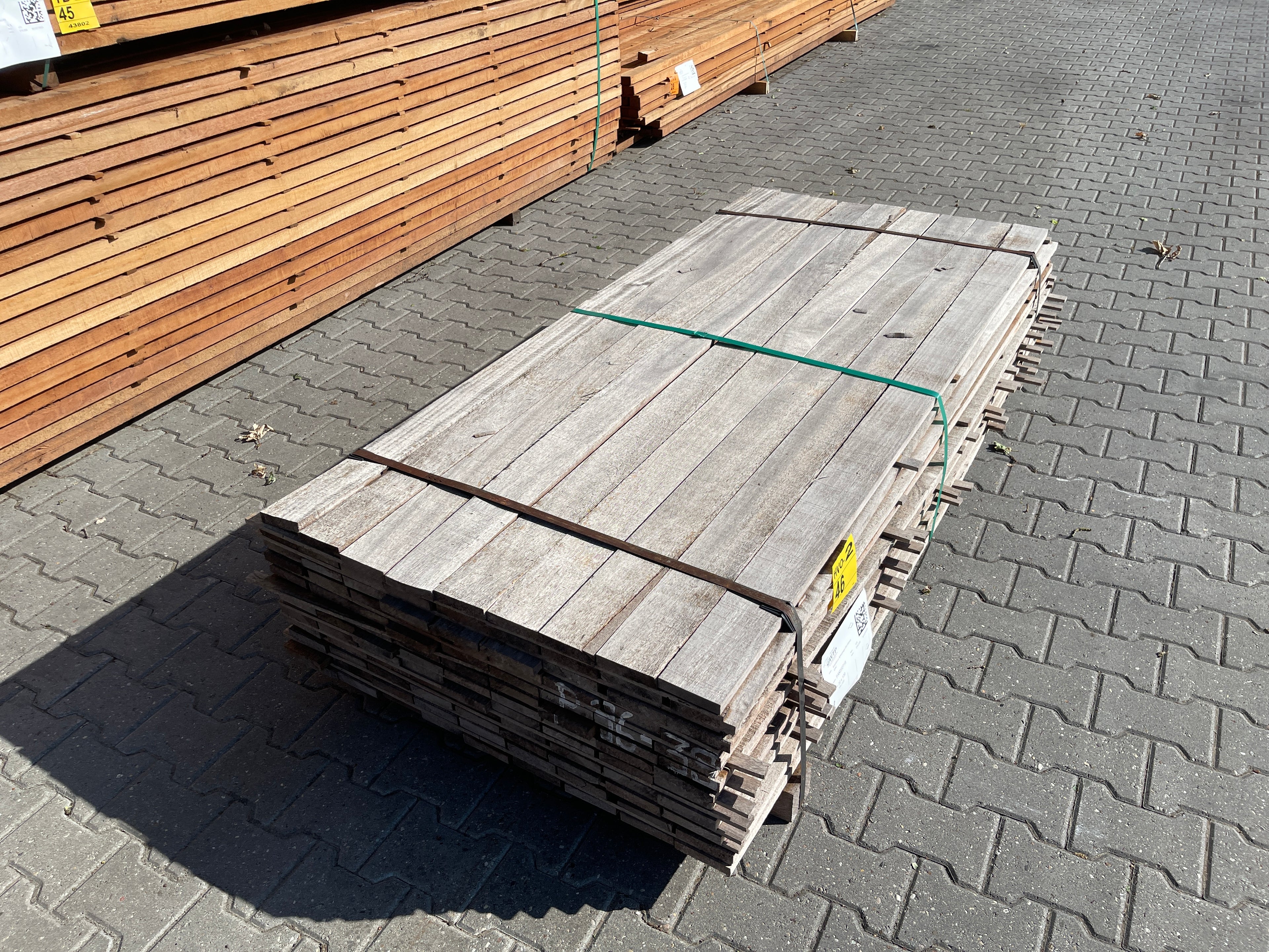 Guyana Teak Beschoeiingsplanken 20x100mm - lengte 200cm, 108 stuks