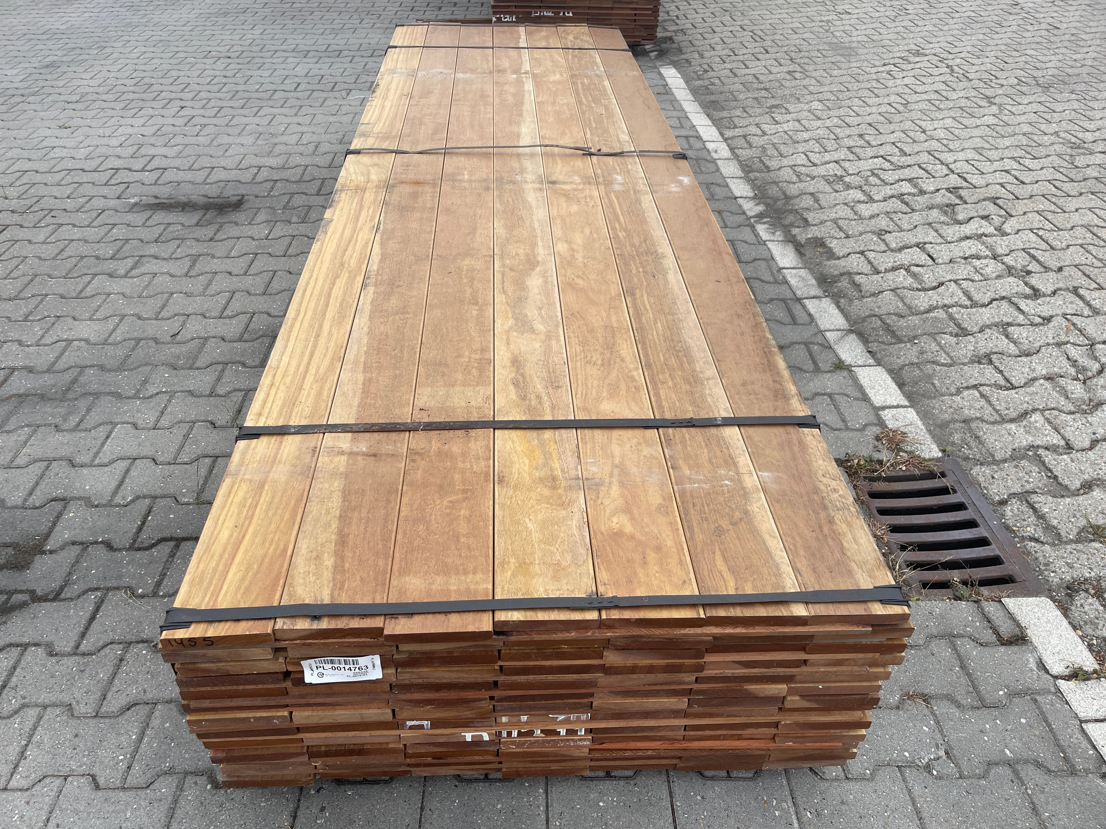 Guyana Ipé Geschaafd 21x140mm (Country Grade) - lengte 335cm, 91 stuks