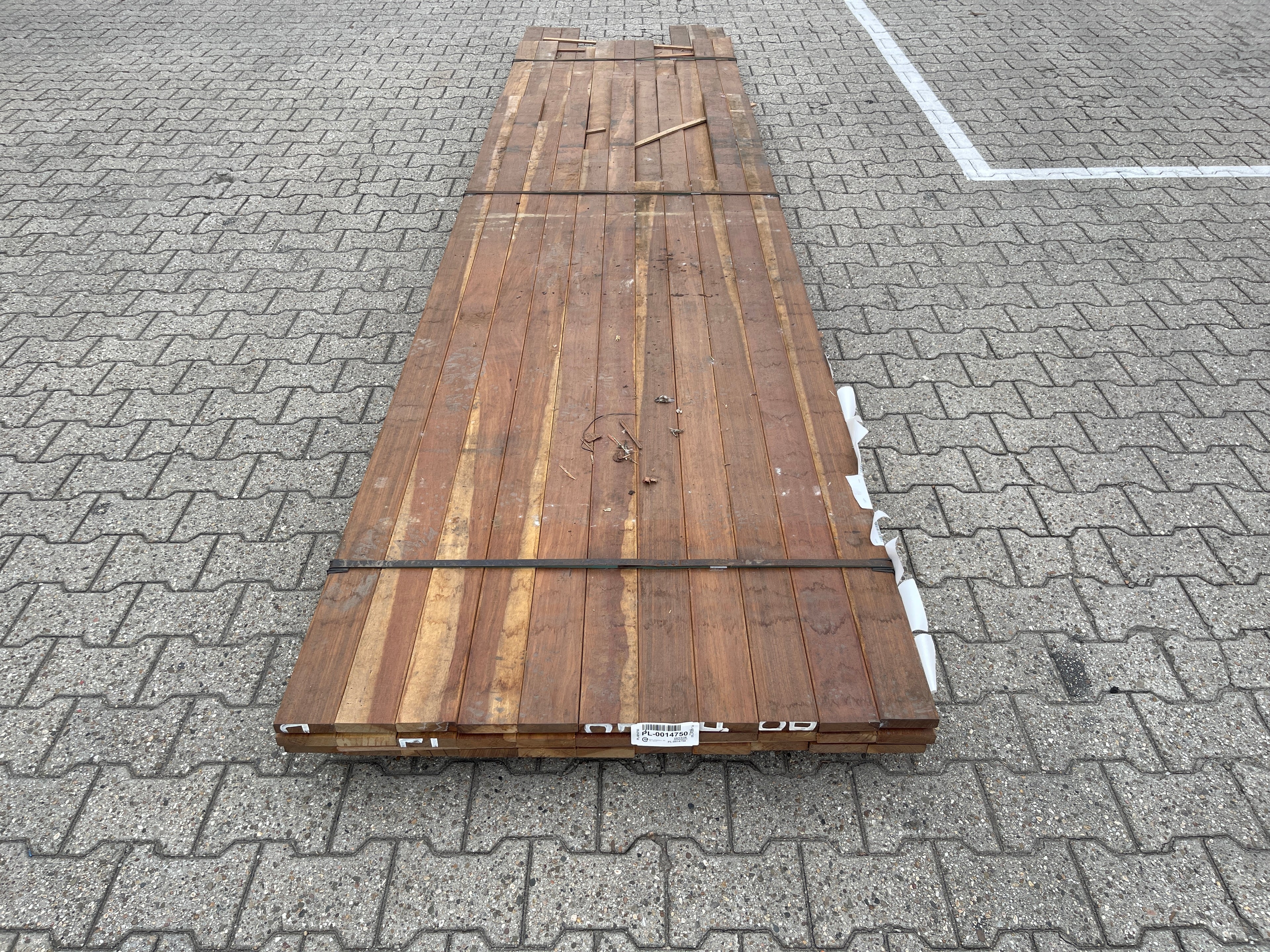 Guyana Ipé Geschaafd 21x90mm (Country Grade) - lengte 3/215cm, 1/245cm, 1/275cm, 5/305cm, 2/335cm, 3/365cm, 12/395cm, 6/430cm