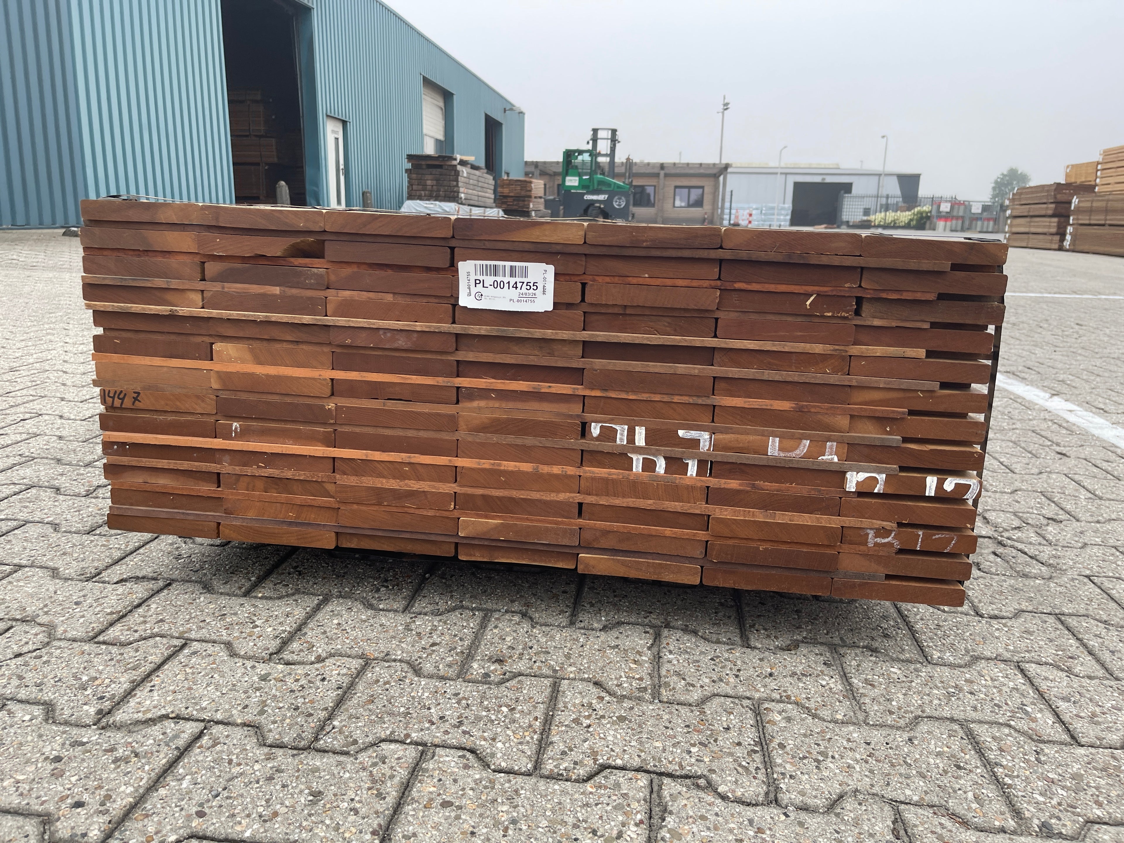 Guyana Ipé Geschaafd 21x140mm (Country Grade) - lengte 245cm, 91 stuks