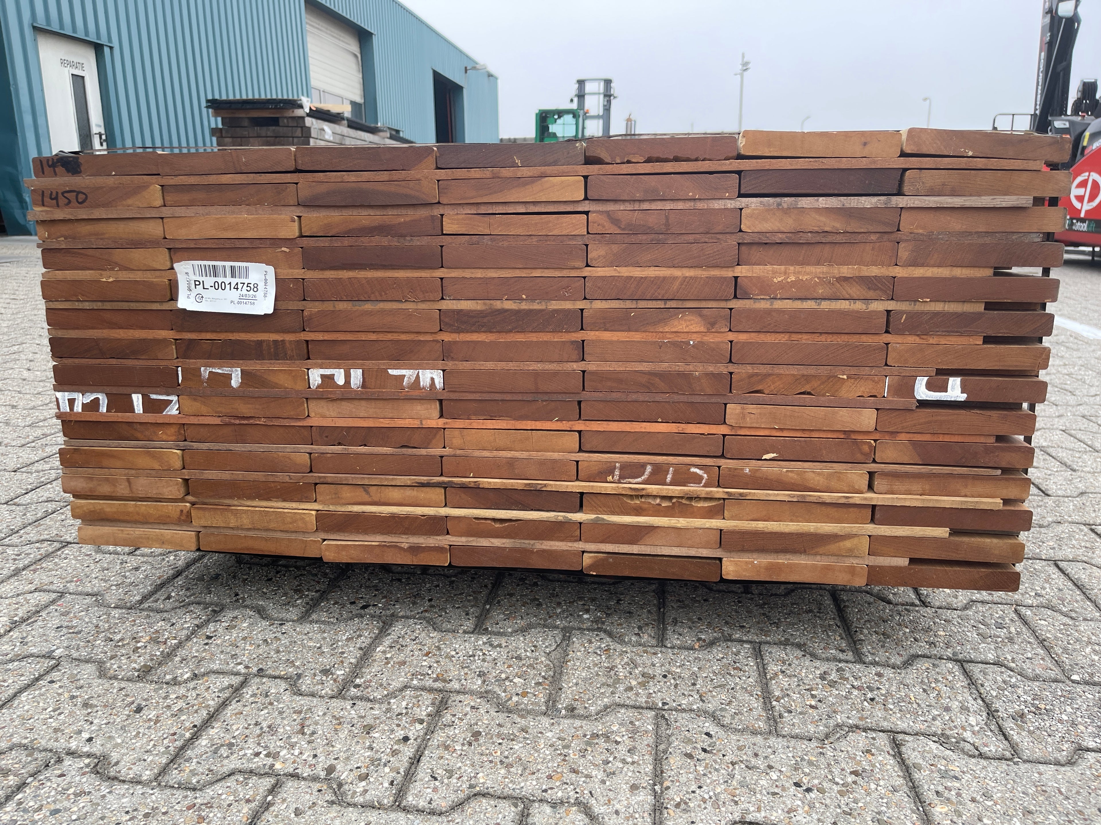 Guyana Ipé Geschaafd 21x140mm (Country Grade) - lengte 185cm, 98 stuks