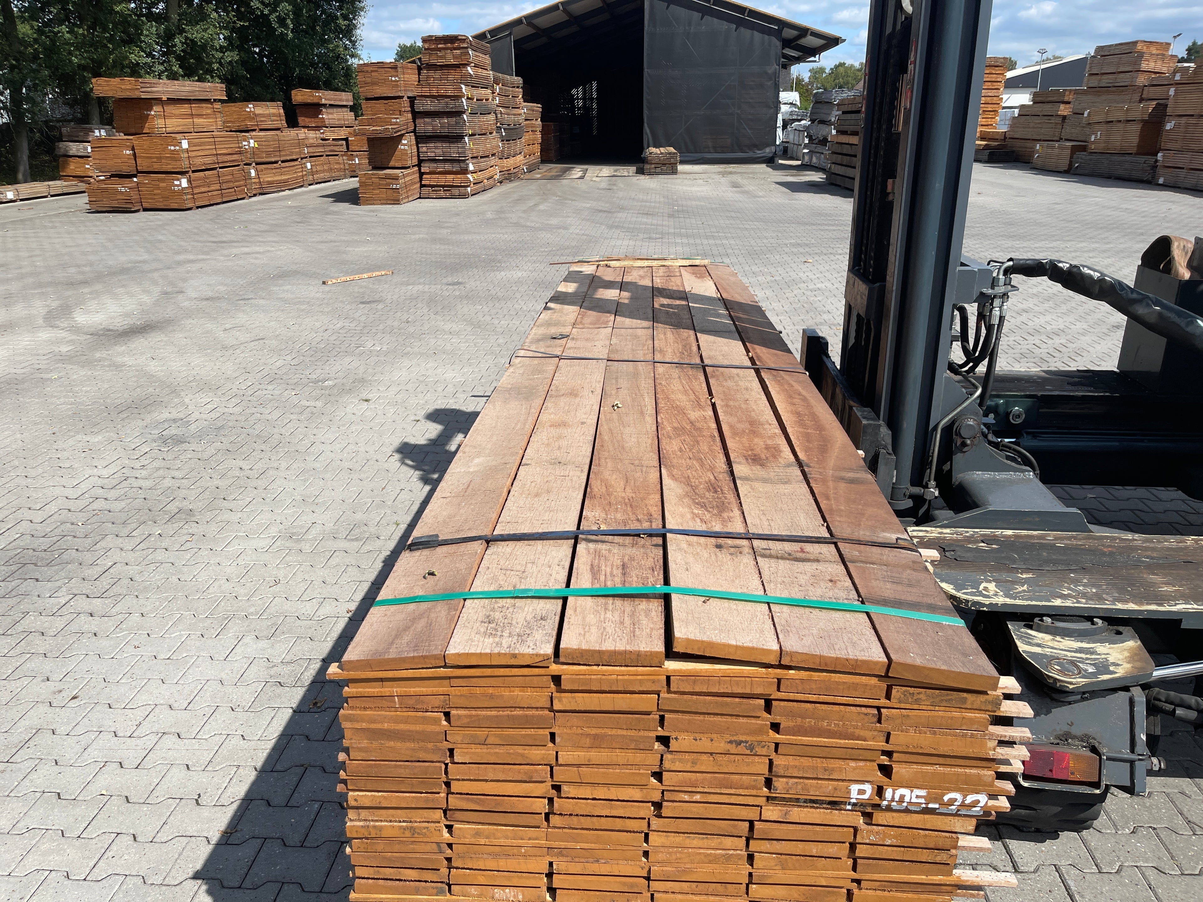 Guyana Teak Beschoeiingsplanken 20x150mm - lengte 450cm, 138 stuks