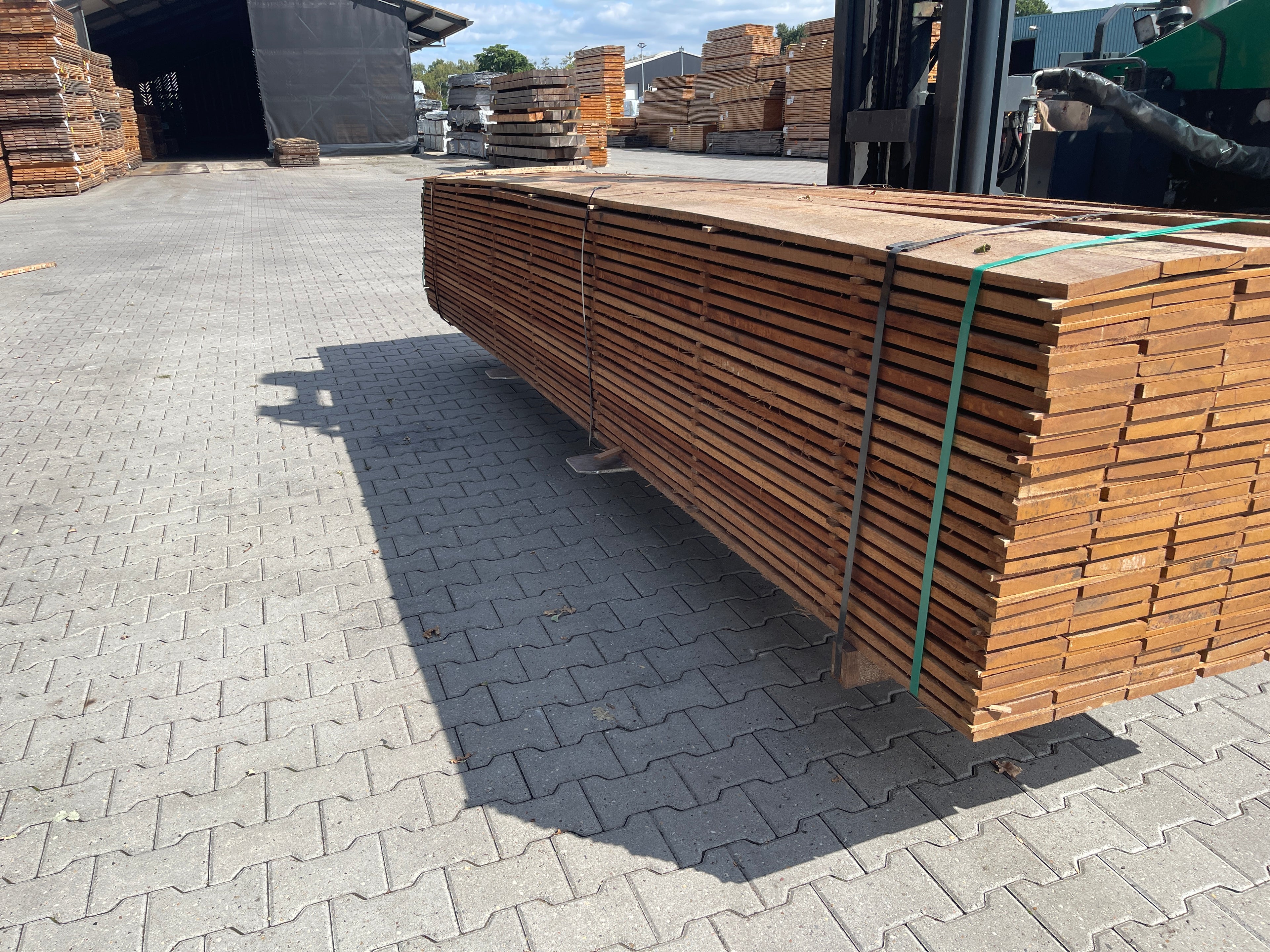 Guyana Teak Beschoeiingsplanken 20x150mm - lengte 450cm, 138 stuks